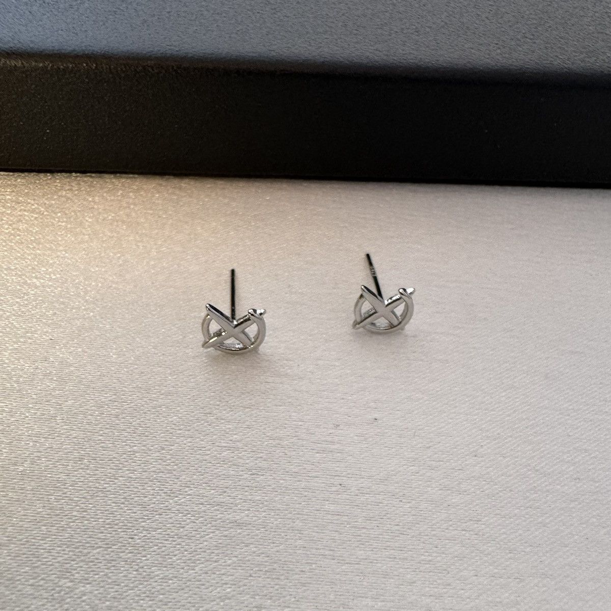 Other 6mm Small Star Stud Earrings for Men Women Size ONE SIZE - 1 Thumbnail