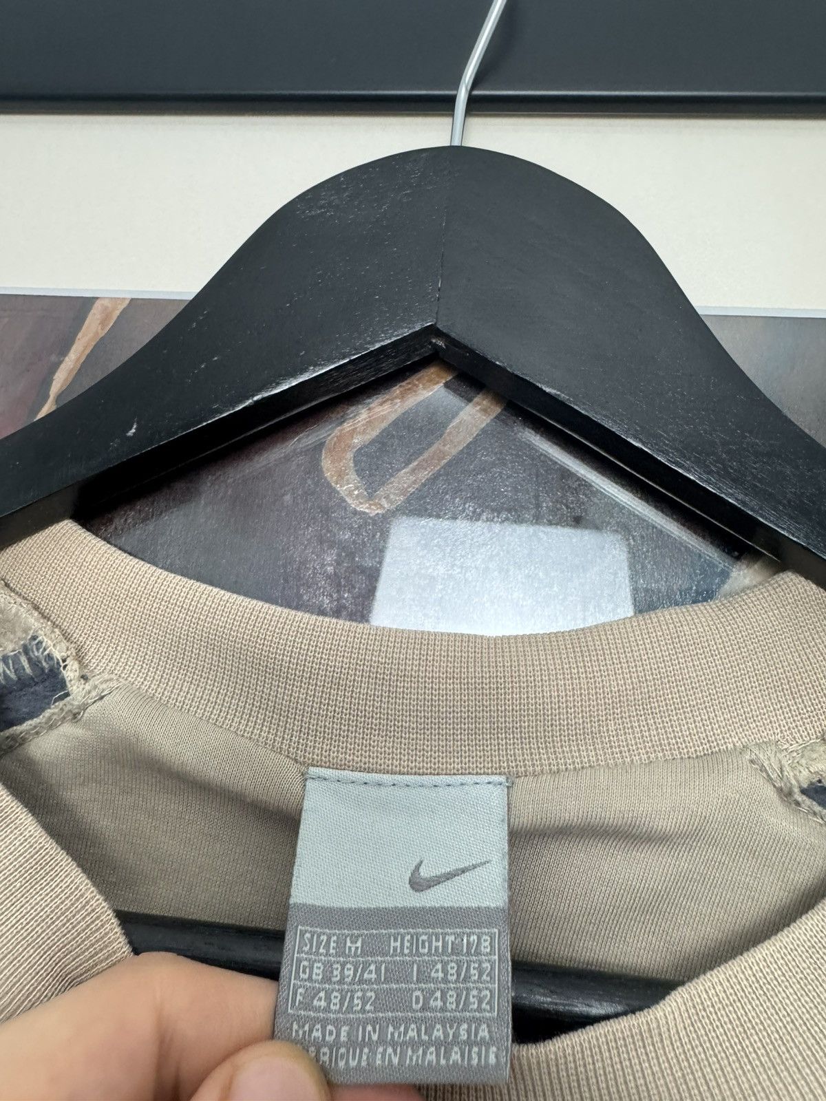 Nike Nike Vintage Center Swoosh Beige Travis Scott Cw Y2k Hype Size US M / EU 48-50 / 2 - 5 Thumbnail