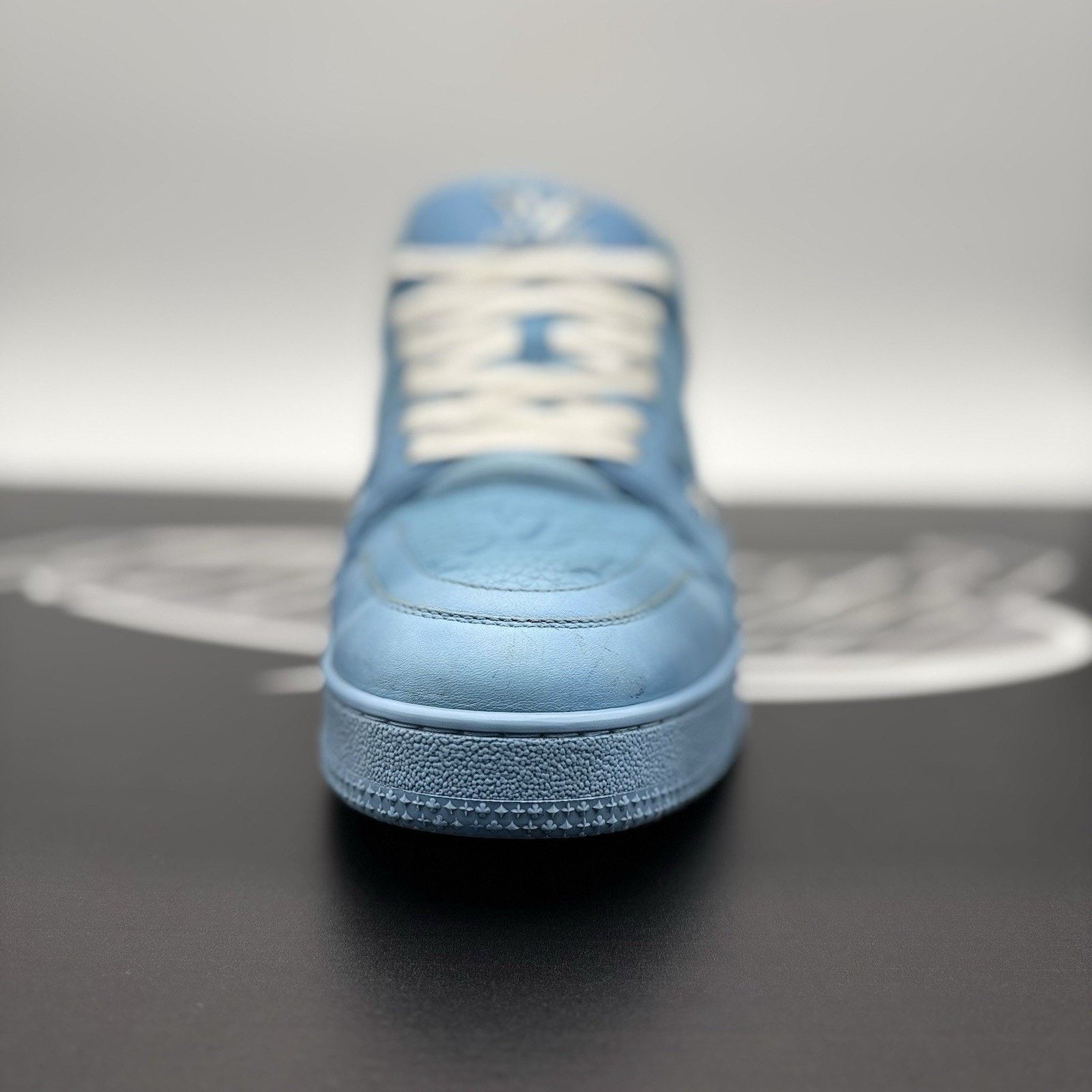 Louis Vuitton (10.5-11 US) - Louis Vuitton Trainer ' Sky Blue ' | GREAT! Size US 11 / EU 44 - 15 Thumbnail