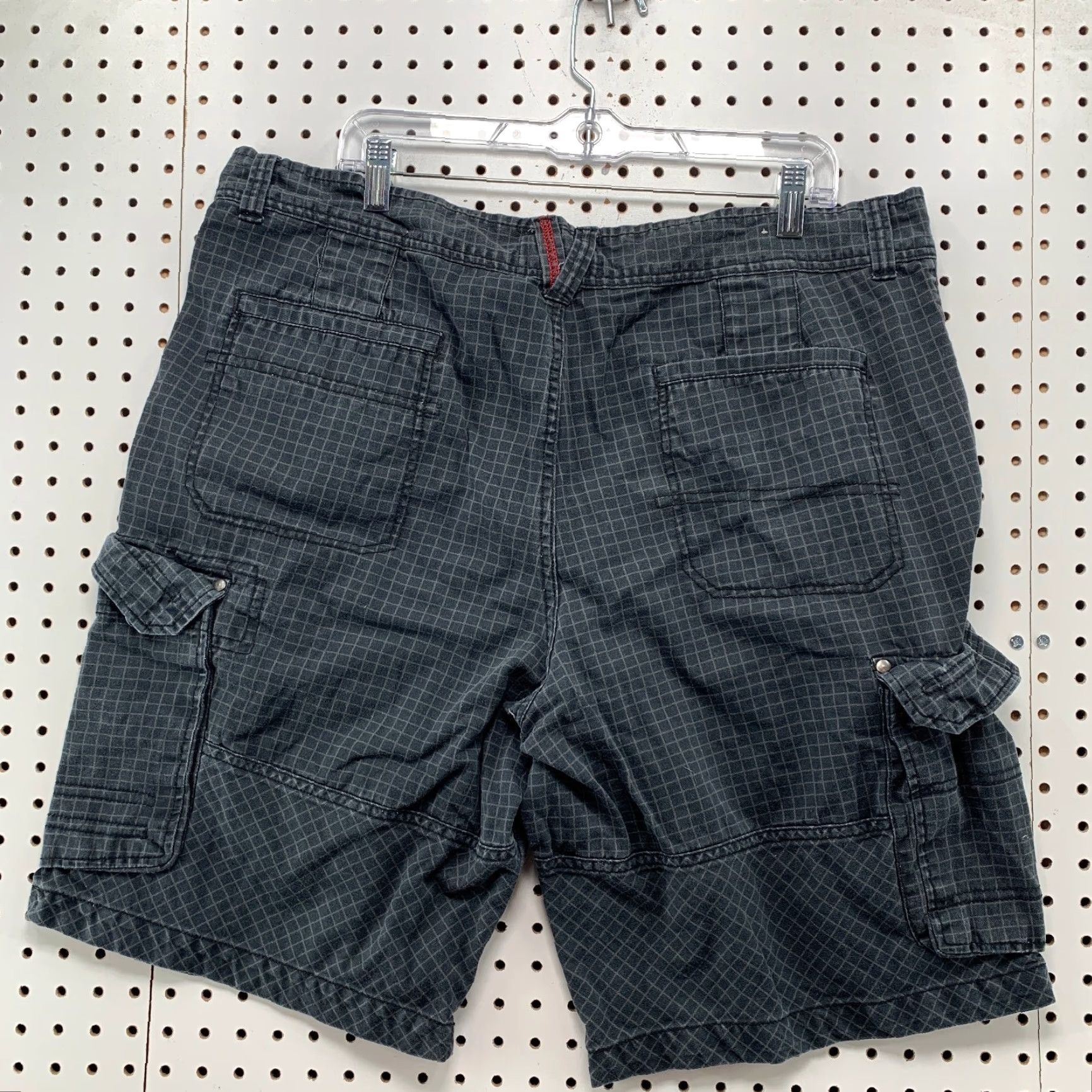Vintage VINTAGE Ocean Pacific Cargo Shorts Mens 42 Black Checkered Cargo Shorts Mens 42 Black Checkered Size US 42 / EU 58 - 2 Thumbnail