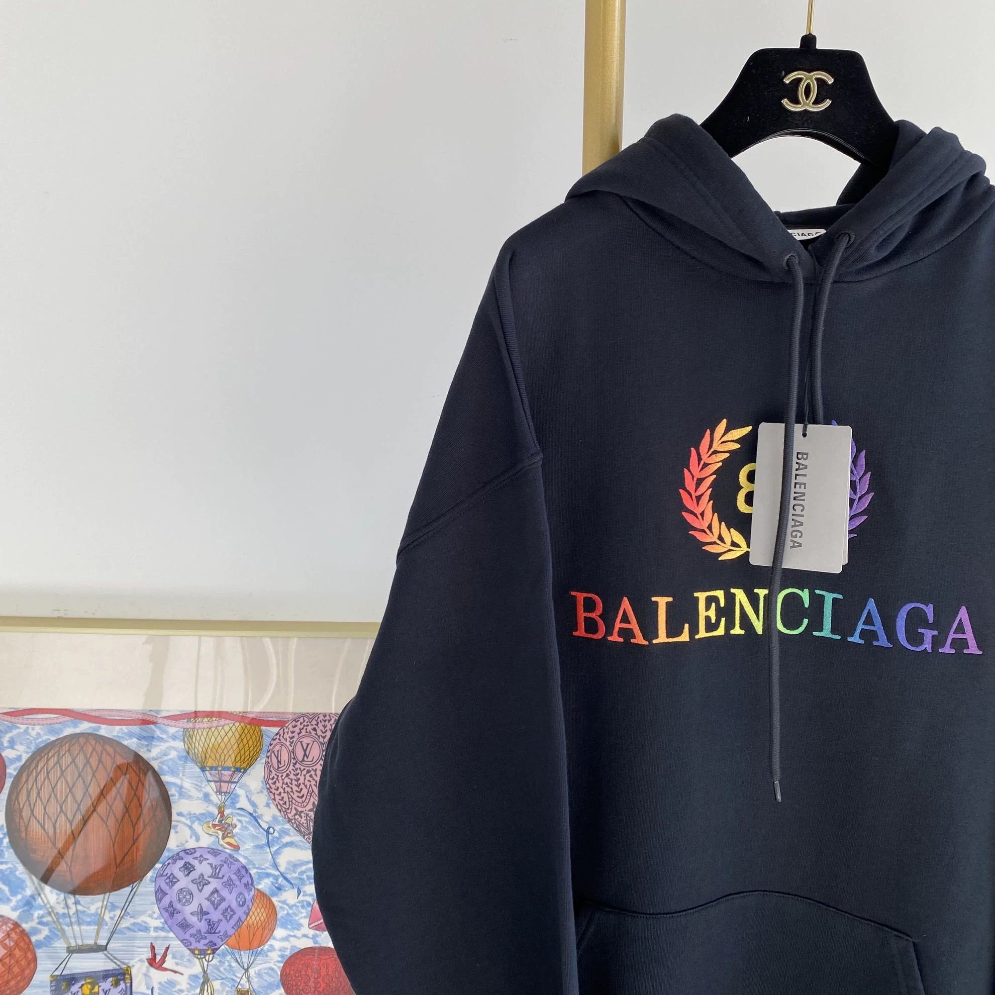 Balenciaga Balenciaga Black Letter Logo Hoodie XS NWT Size US XS / EU 42 / 0 - 3 Thumbnail