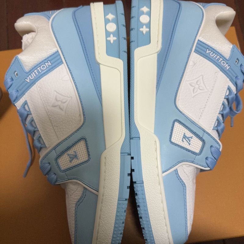 Louis Vuitton Louis Vuitton Blue and White Low-top Trainers -2508 Size US 8 / EU 41 - 7 Thumbnail