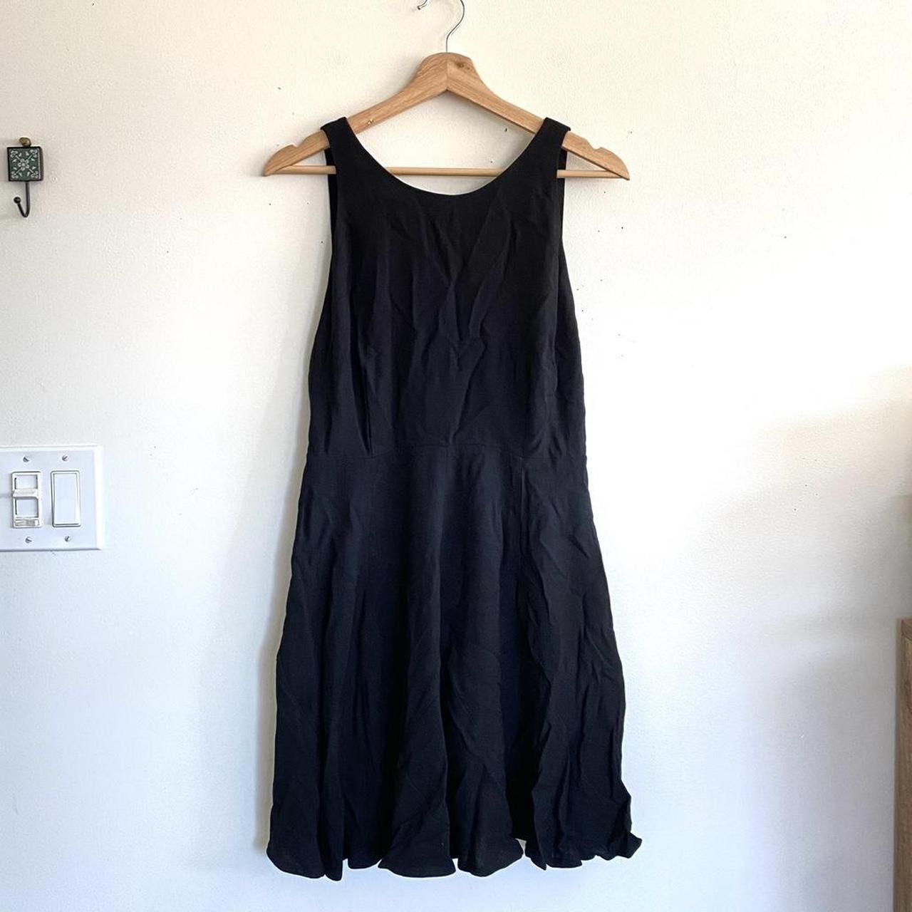 Designer TIGERLILY BLACK MINI DRESS OPEN BACK SIZE 8 NWT Size M / US 6-8 / IT 42-44 - 2 Thumbnail