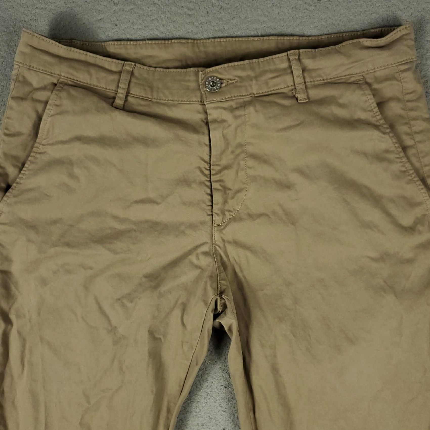 Vintage AG Adriano Goldschmied Pants Mens 33x30 Beige Straight Chino Trousers Regular Flat Front Size US 33 - 2 Thumbnail