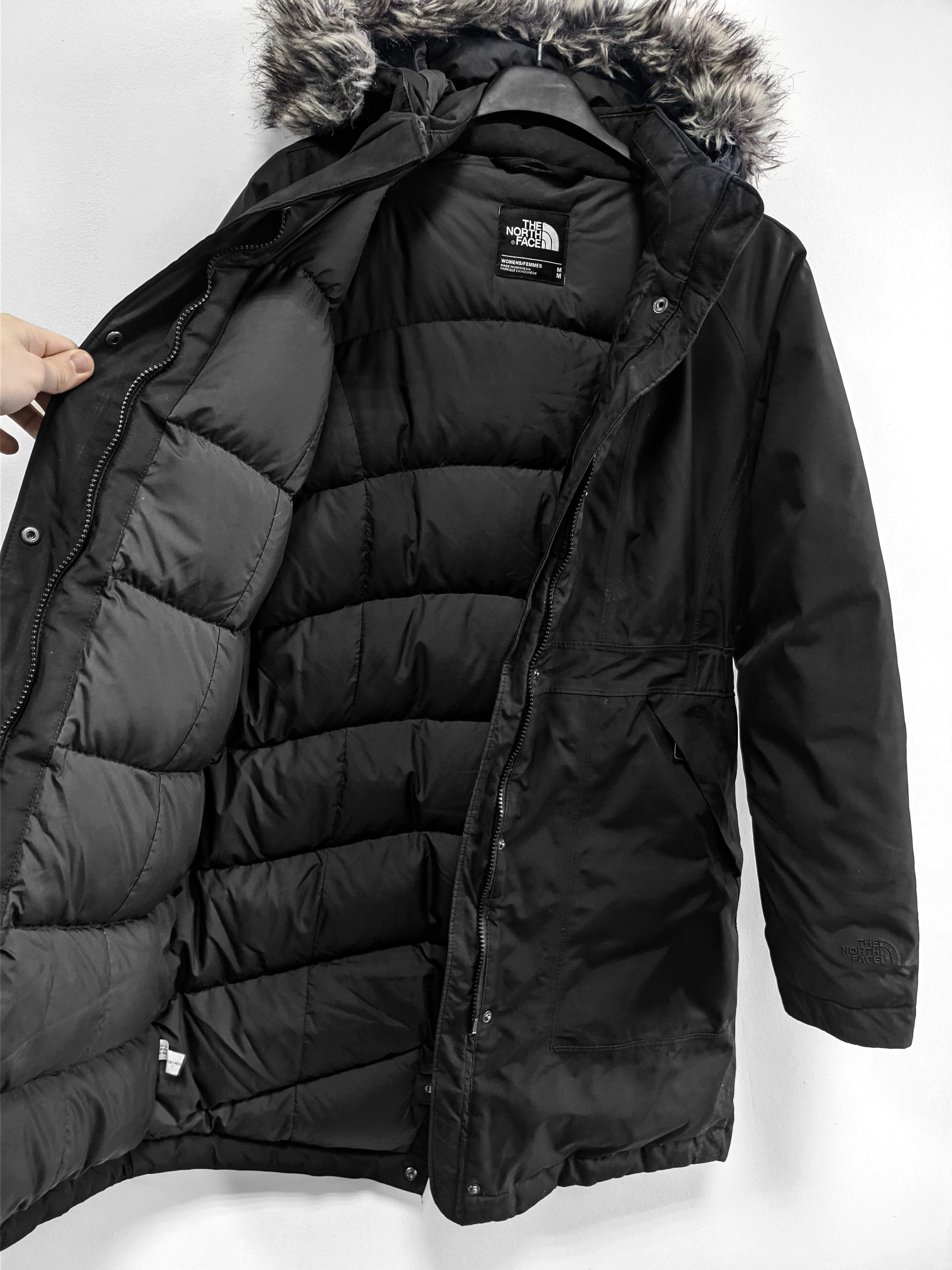 The North Face The North Face parka jacket down fur black dryvent Size M / US 6-8 / IT 42-44 - 2 Thumbnail