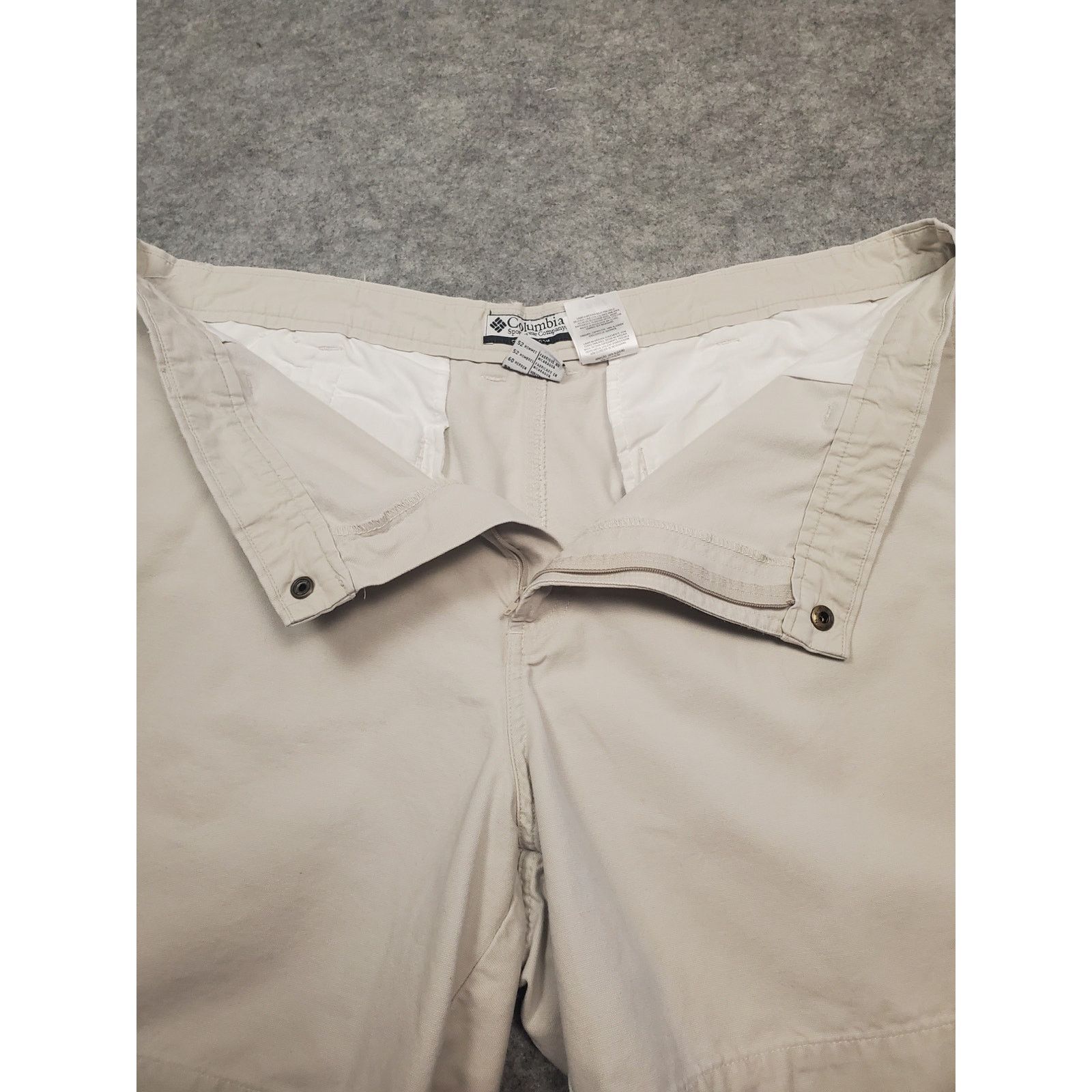Columbia Columbia Men's 42 Light Khaki Cargo Utility Shorts Size US 42 / EU 58 - 5 Thumbnail
