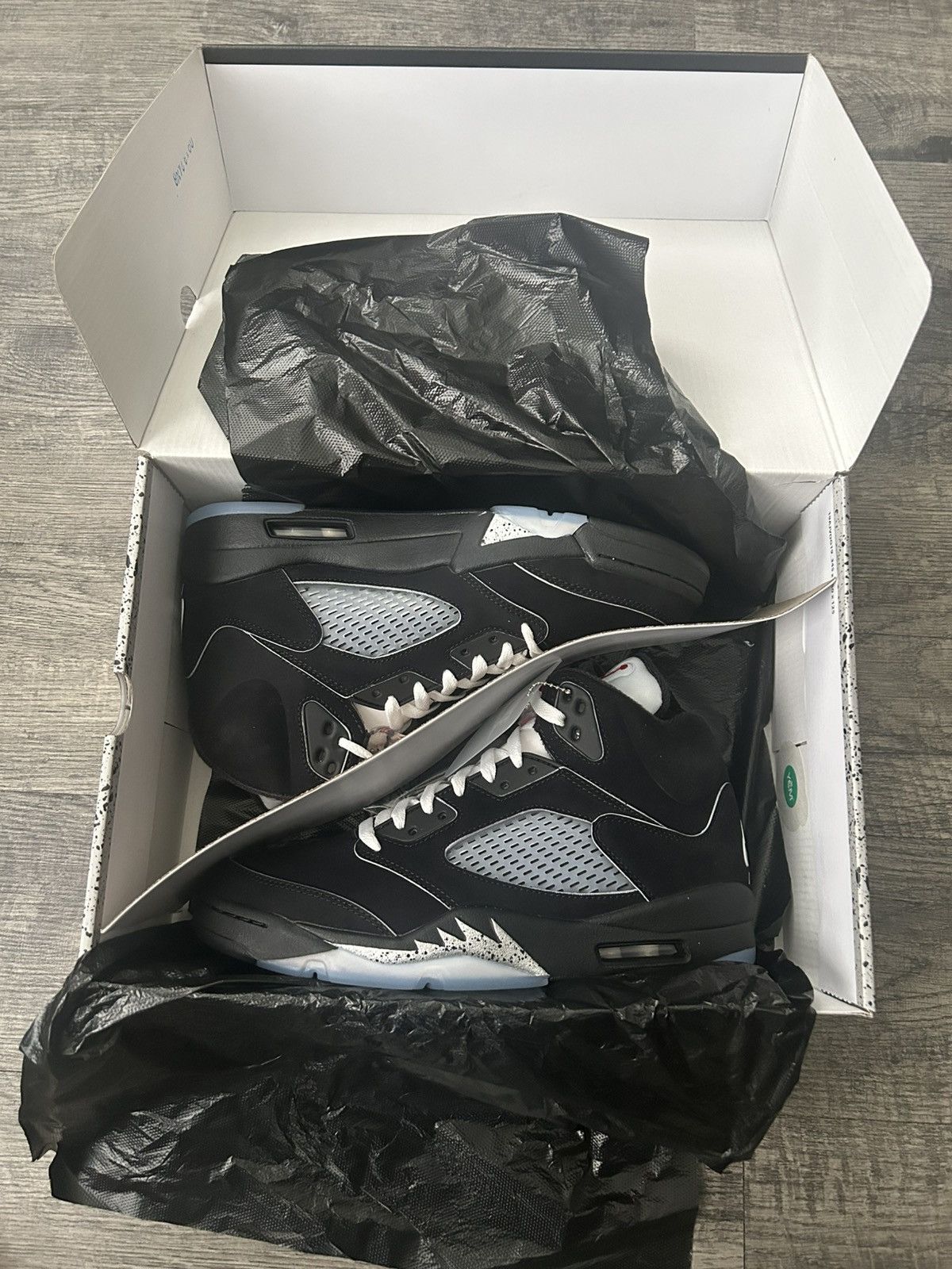 Jordan Brand Jordan 5 Retro OG Black Metallic Reimagined Size US 9 / EU 42 - 6 Thumbnail