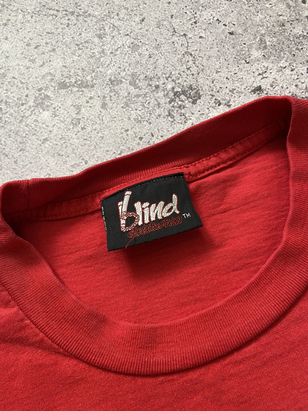Blind Skateboards Vintage 00s Made in USA Blind Skateboards Tee Rare Size US L / EU 52-54 / 3 - 4 Thumbnail