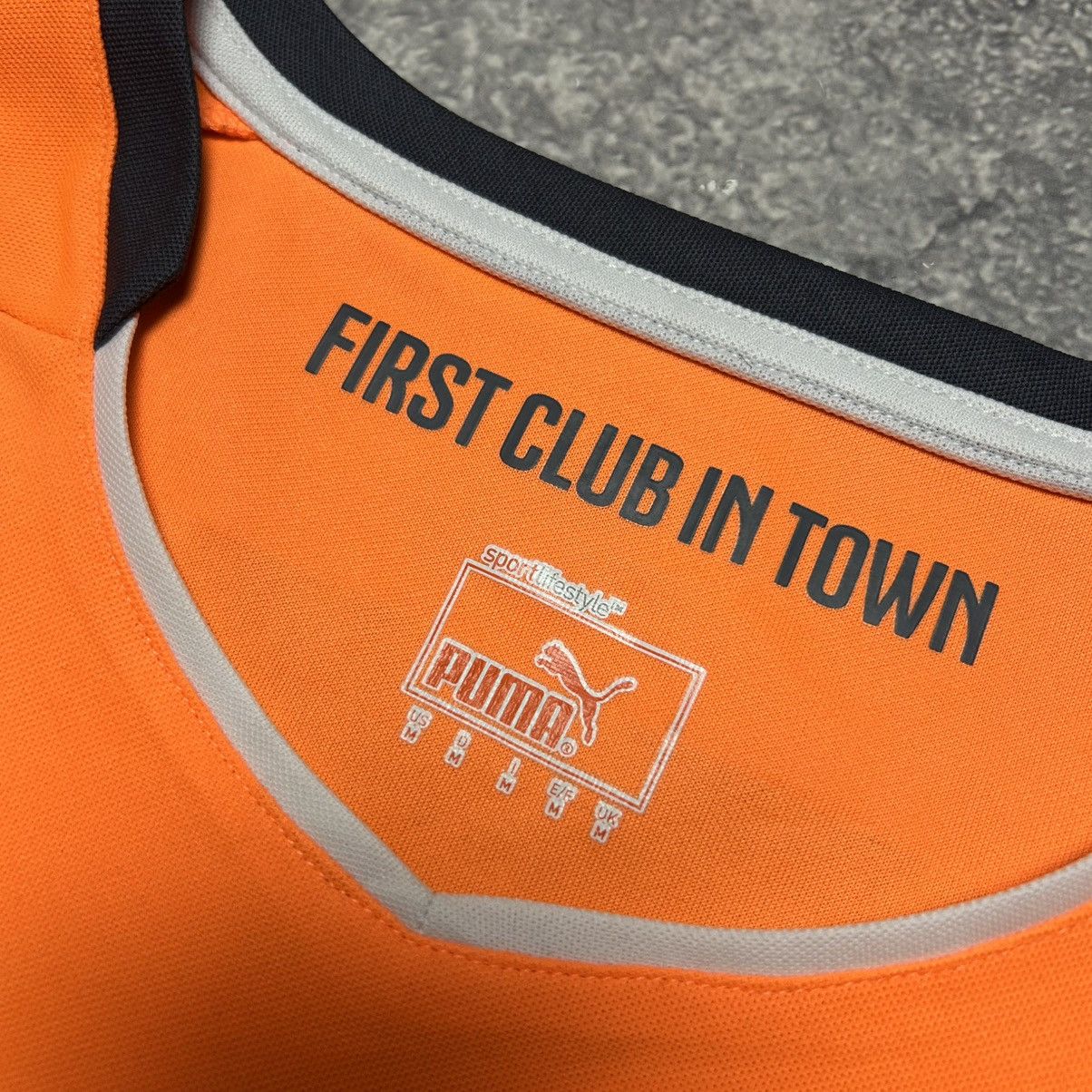 Puma Mens Puma Graphosser Zurich 2014 home orange soccer jersey Size US M / EU 48-50 / 2 - 5 Thumbnail