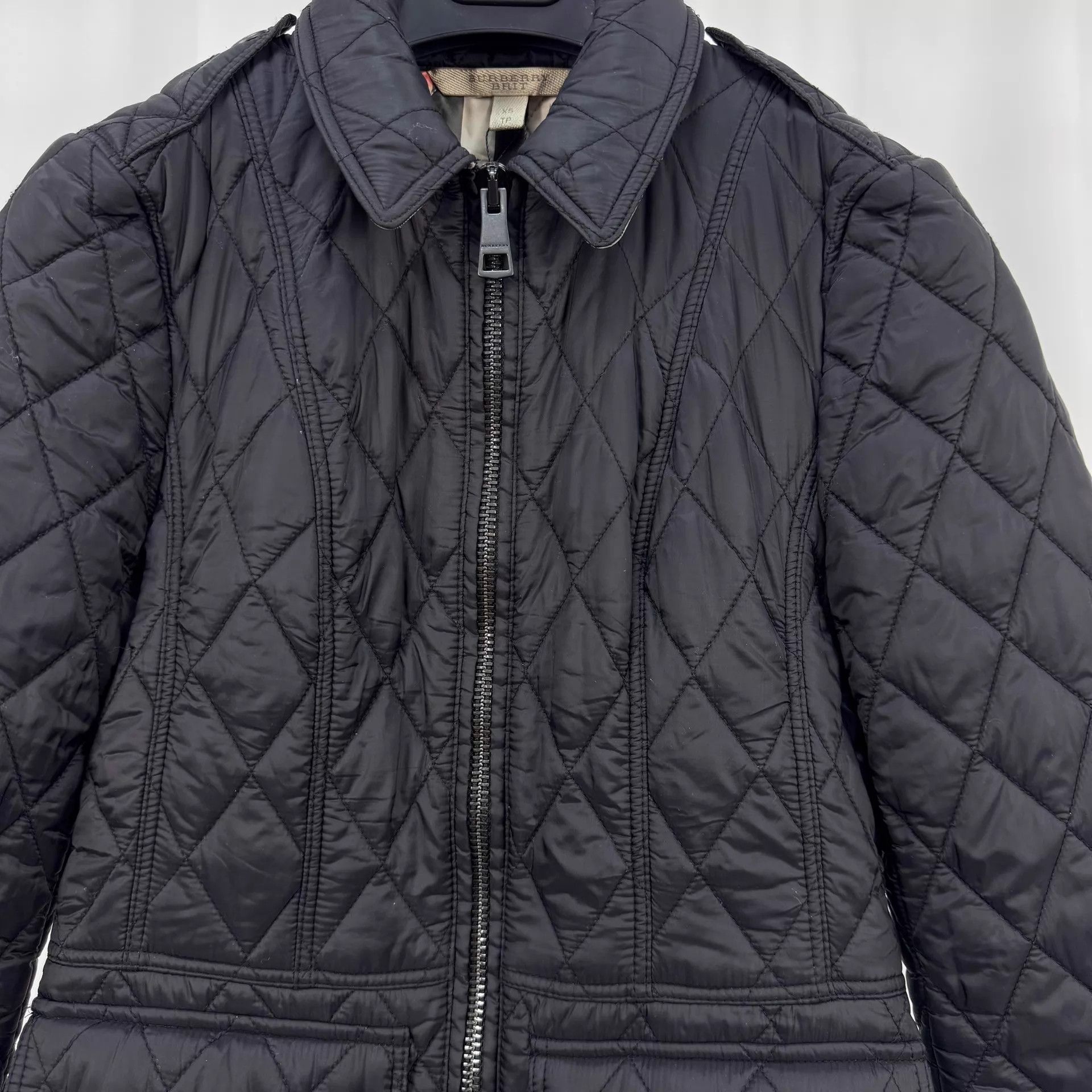 Burberry Burberry check quilted puffer jacket XS 99 New Size XS / US 0-2 / IT 36-38 - 3 Thumbnail