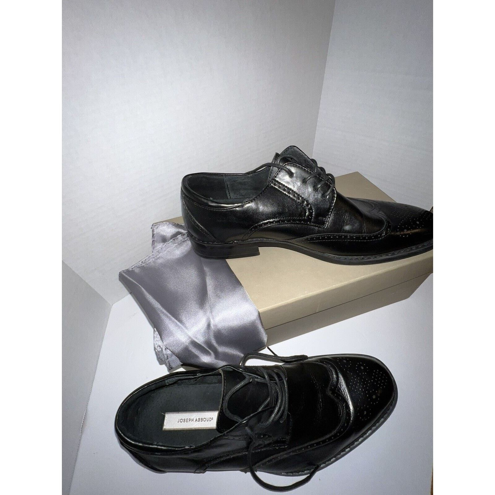 The Unbranded Brand Joseph Abound Men's Black Leather Wingtip Oxford Size 10D Size US 10 / EU 43 - 6 Thumbnail