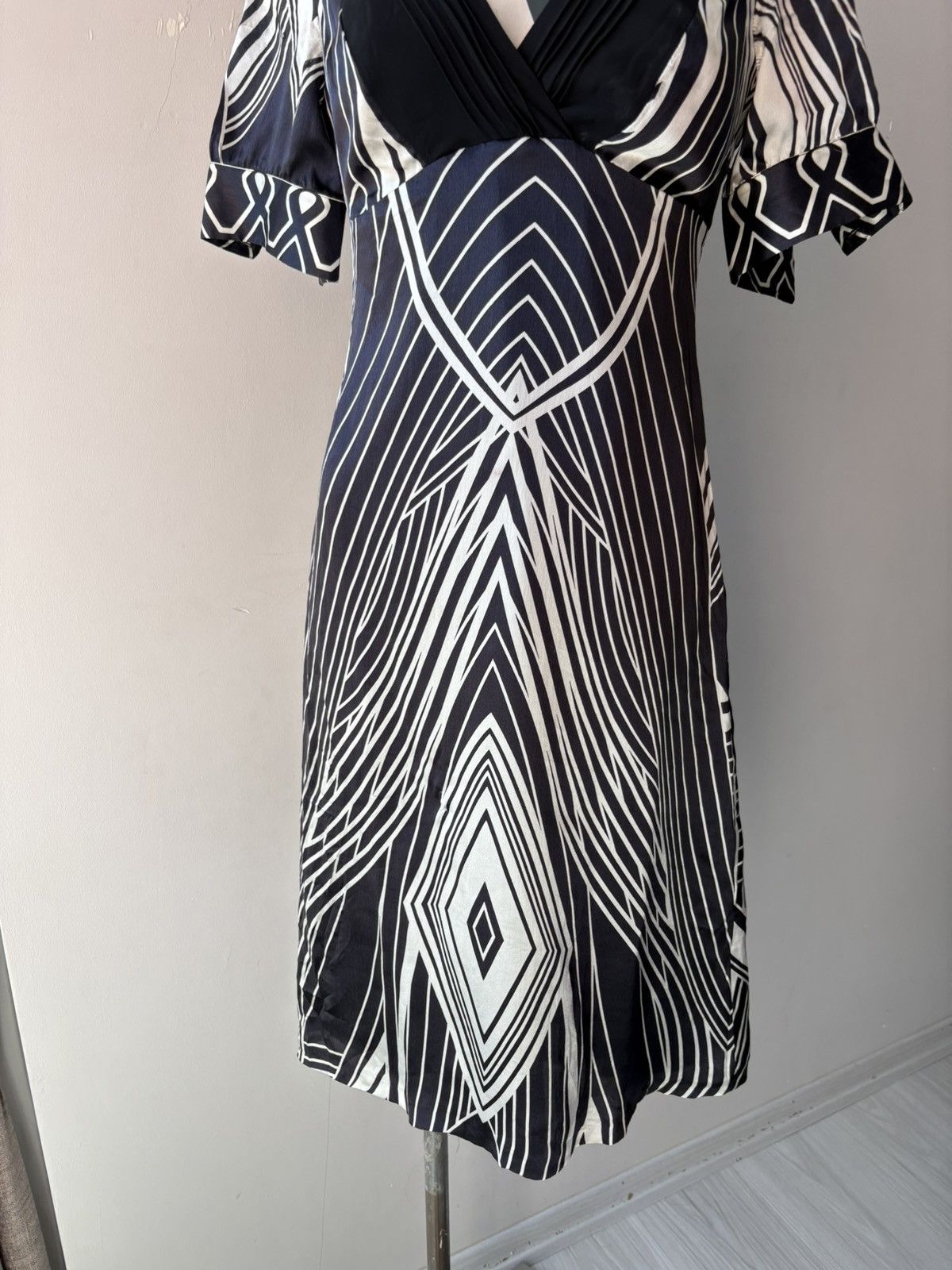 Vintage Silk dress Size S / US 4 / IT 40 - 7 Thumbnail