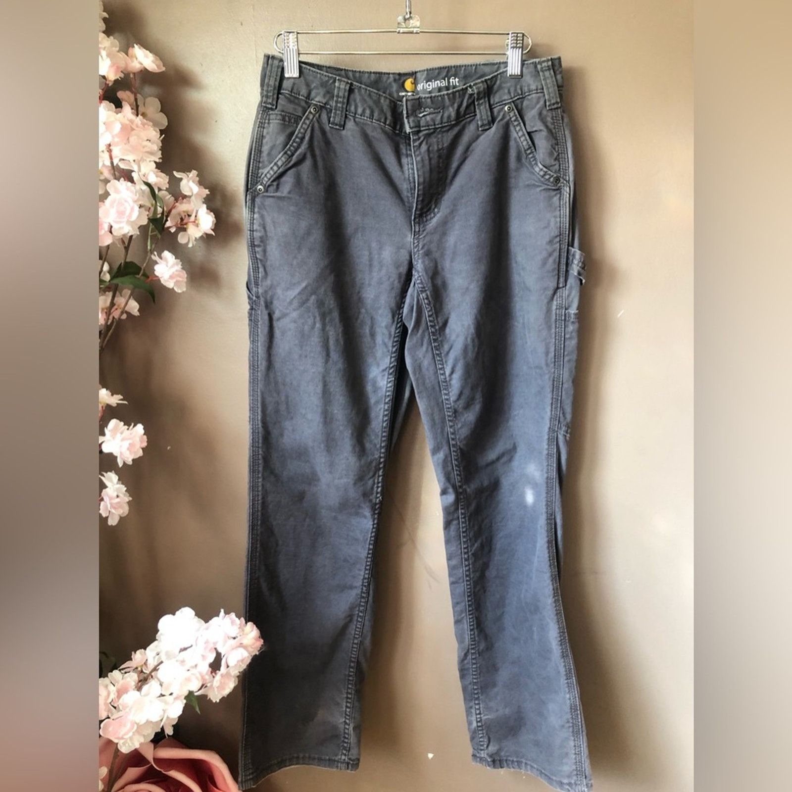 Carhartt Carhartt cargo pants loose distressed loops and pockets. Size 23" - 3 Thumbnail