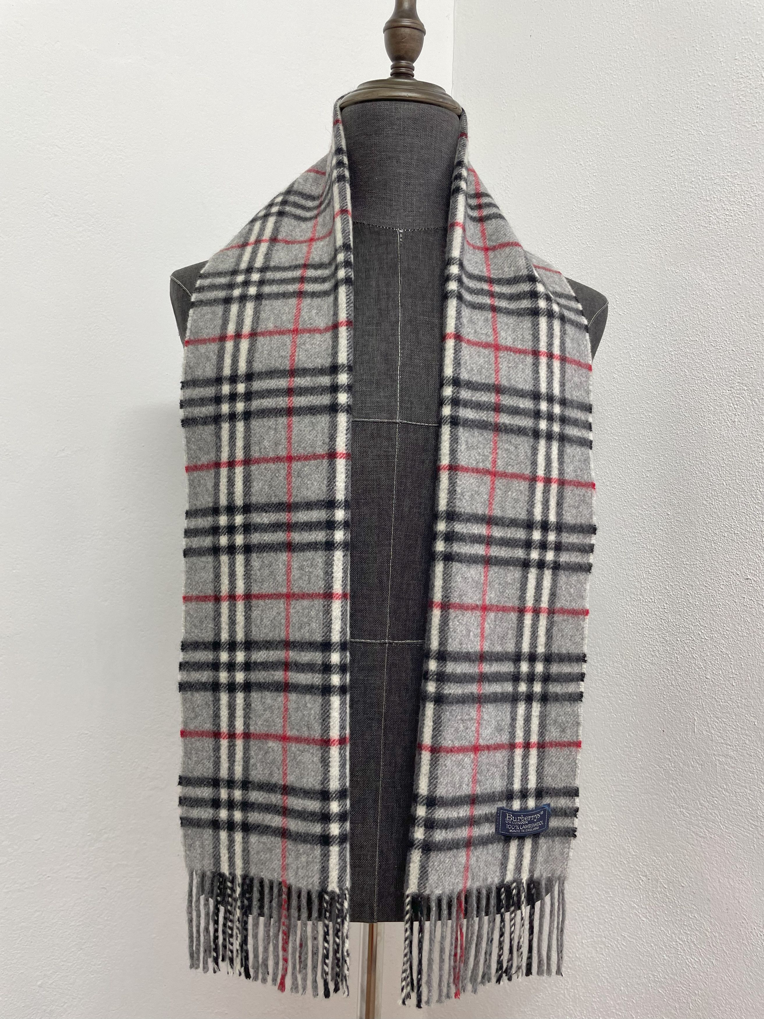 Burberry Burberrys Scarf / Muffler - 6200 Size ONE SIZE - 2 Thumbnail