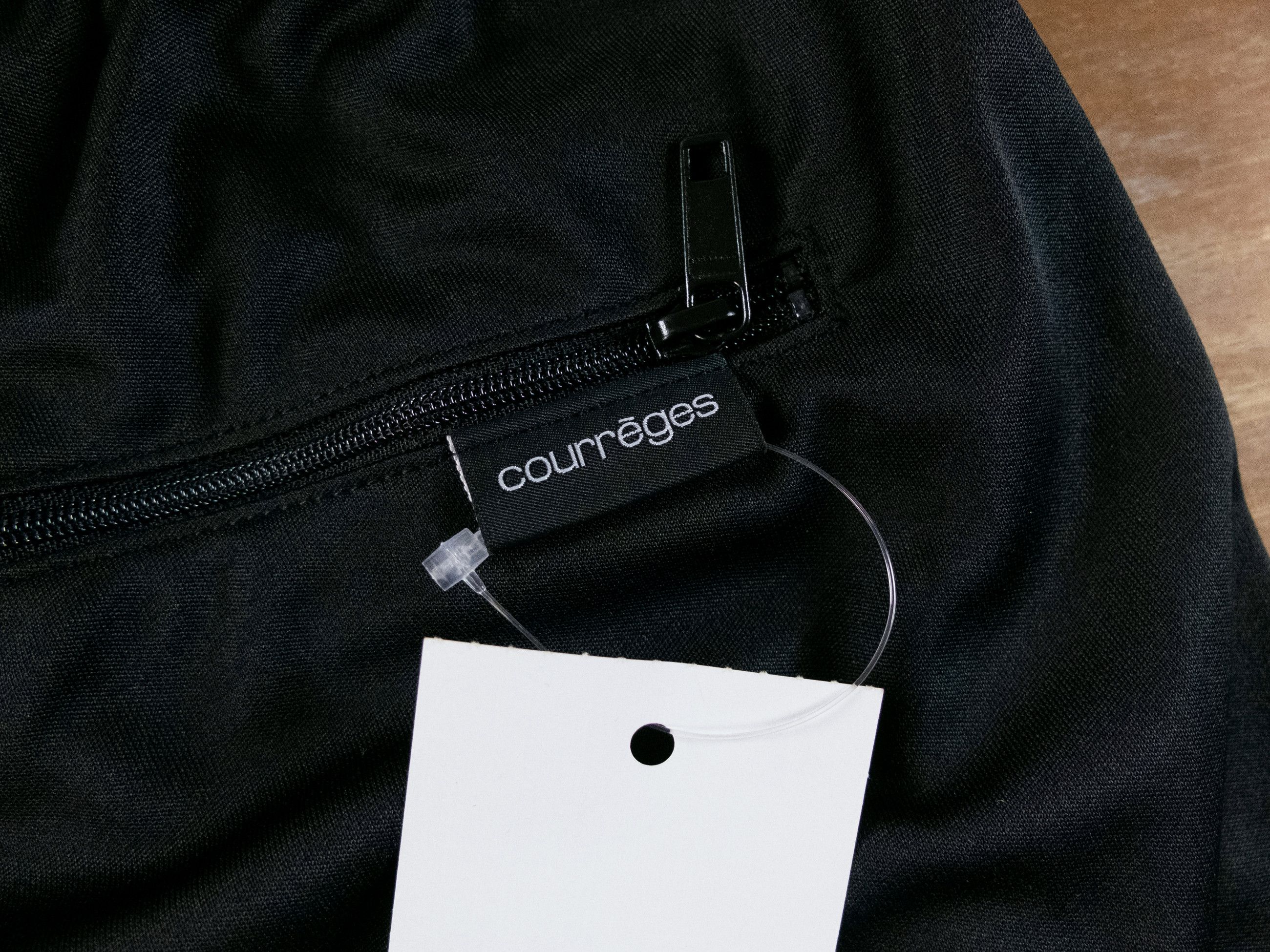Courreges COURREGES black lycra nylon football soccer shorts XL Size US 36 / EU 52 - 11 Thumbnail