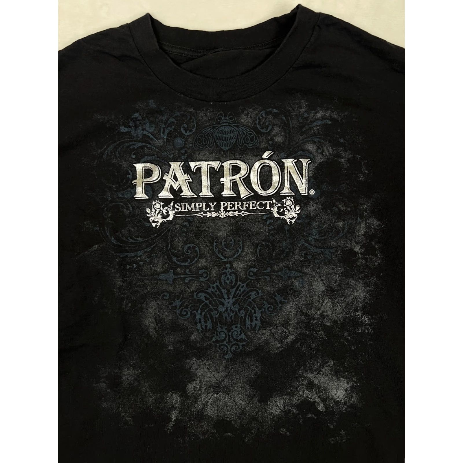 Vintage VINTAGE Patrón Tequila T-Shirt Mens XL Black Graphic Alcohol Promo Cyber Y2K Size US XL / EU 56 / 4 - 2 Thumbnail