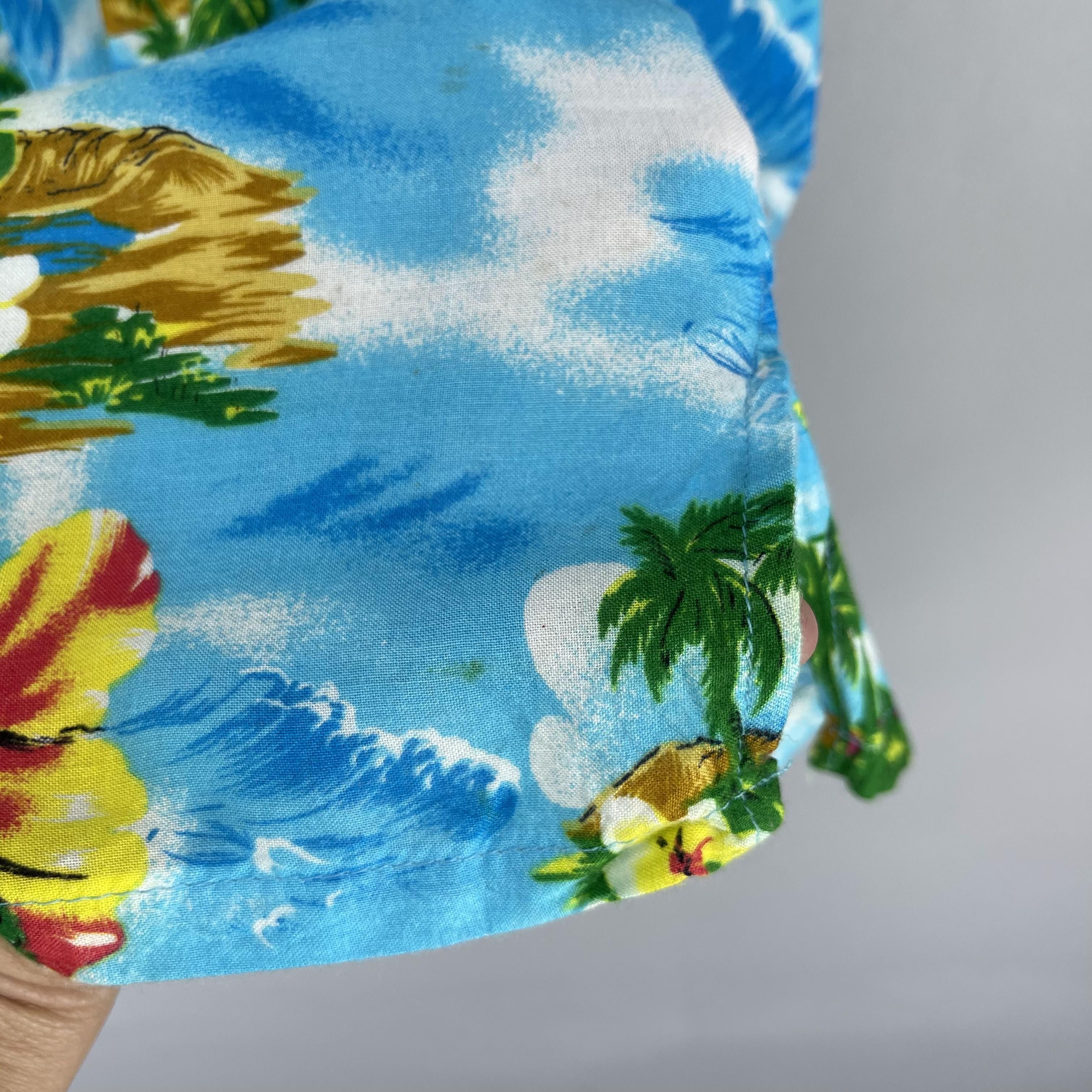 Vintage Vintage Hawaiian Island Beach Surfing Motive Rayon Shirt Size US M / EU 48-50 / 2 - 8 Thumbnail