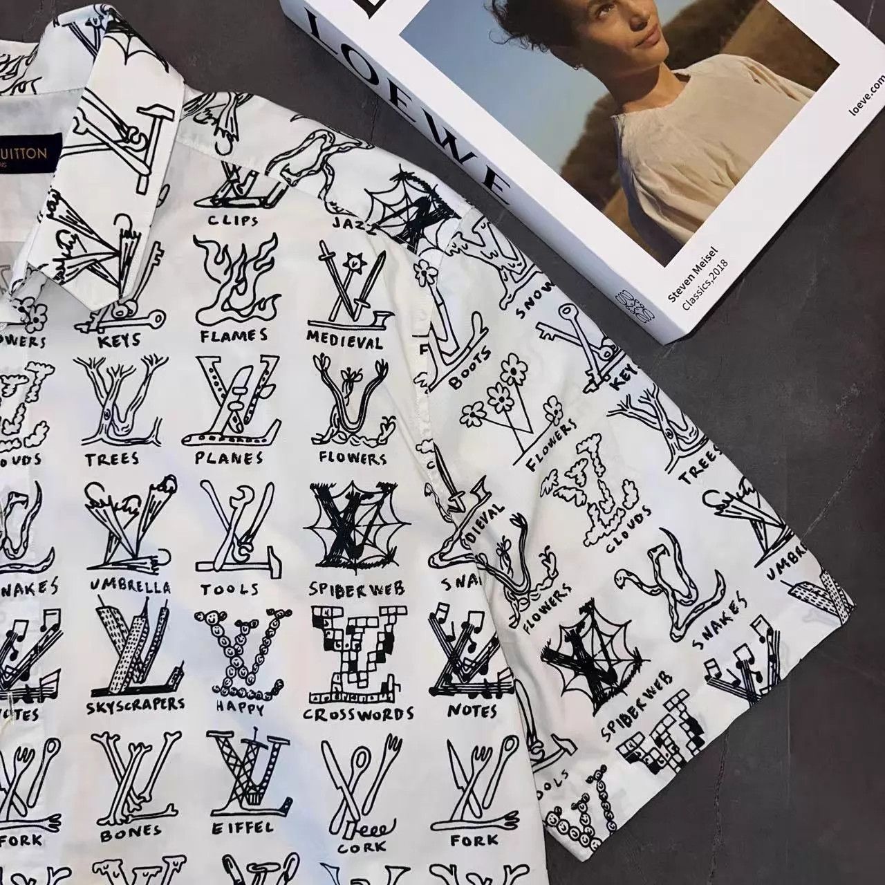 Louis Vuitton LV All-over Letter Logo Short-Sleeve Shirt 95 New 4L Size US XXL / EU 58 / 5 - 6 Thumbnail