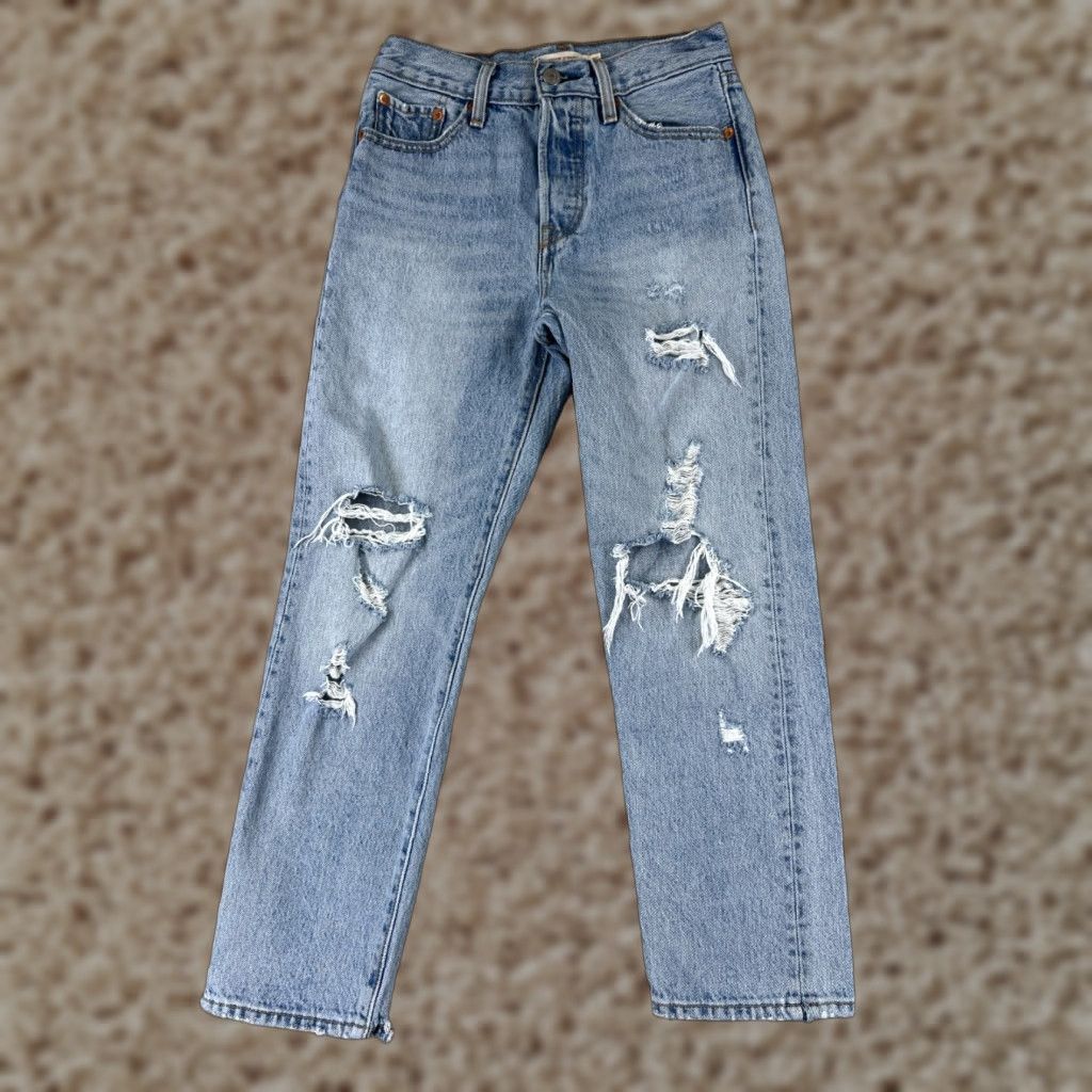 Levi's Levi's Women's Jeans 25 Blue Denim Distressed Wedgie Fit Regular Fit Size 42" / US 20 - 1 Thumbnail