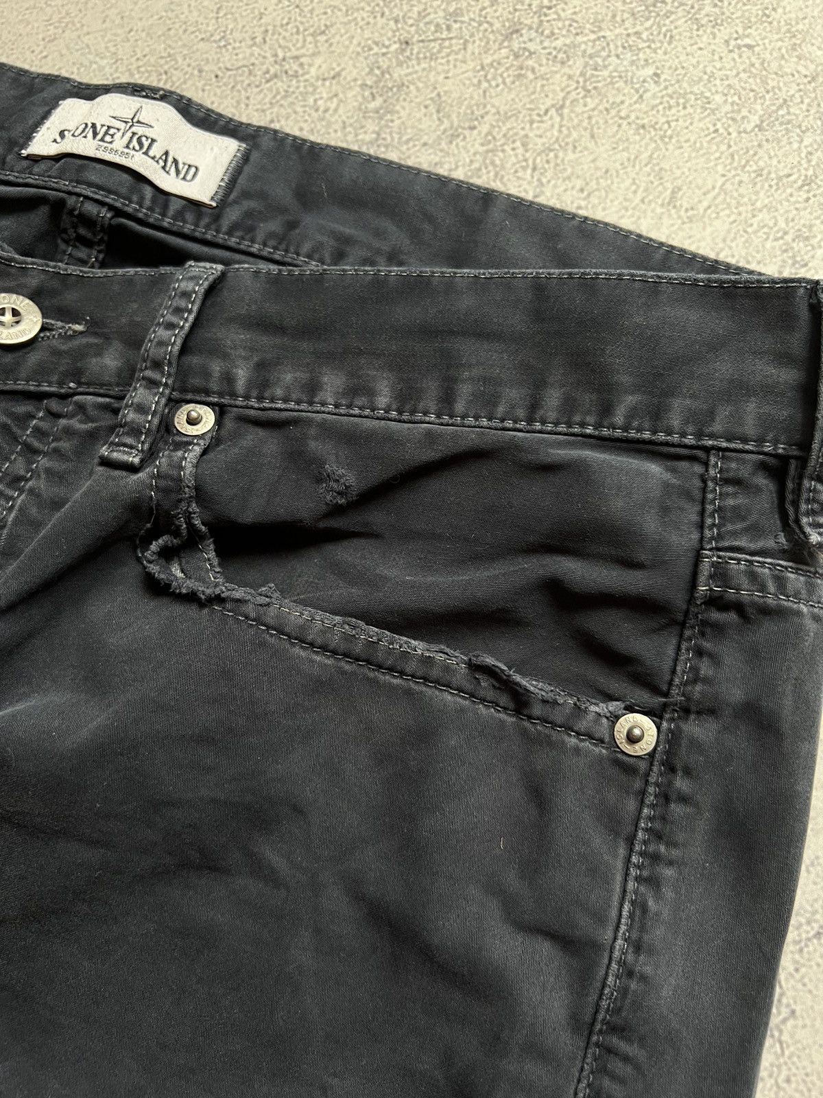 Stone Island × Vintage STONE ISLAND VINTAGE PATCH LOGO PANTS DISTRESSED CHINO y2k Size US 32 / EU 48 - 8 Thumbnail