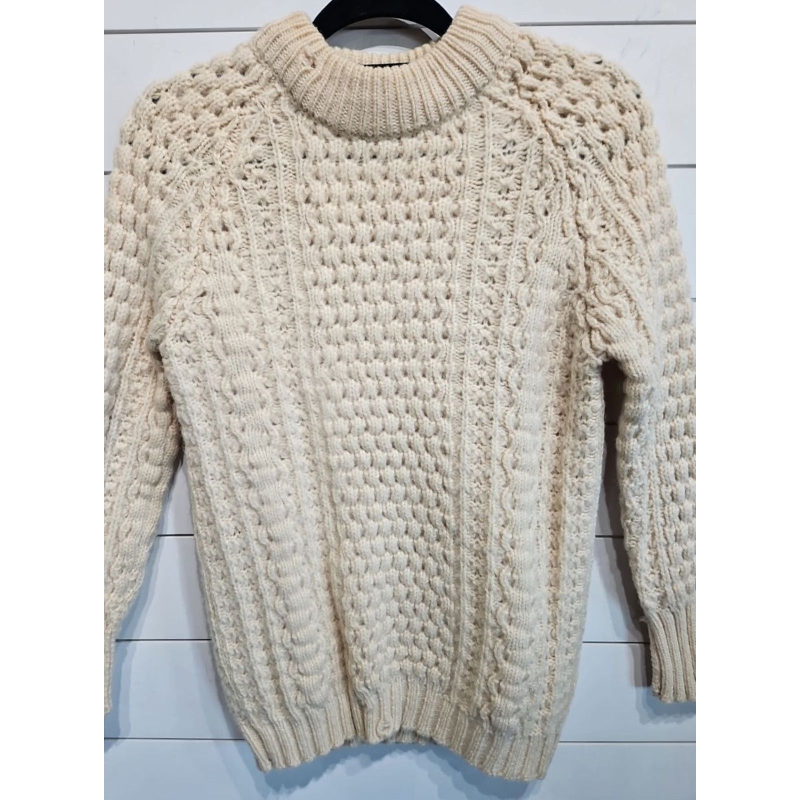 Vintage VINTAGE Carraig Aran Knitwear Hand Knit Cable Pure Wool Irish Sweater Mens 34 Ivory 1980s Wool Men's 34 Size US S / EU 44-46 / 1 - 2 Thumbnail