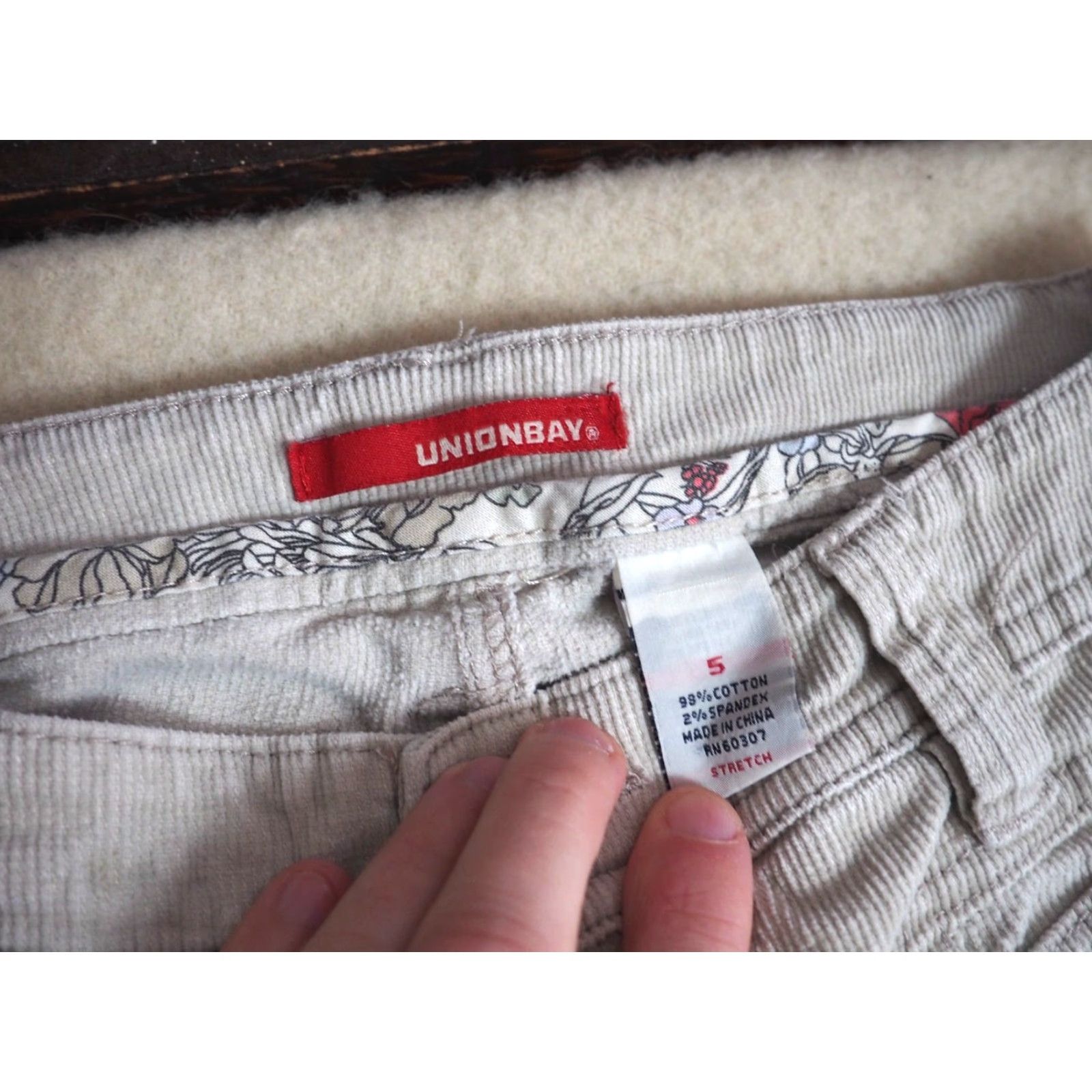 Vintage VINTAGE Union Bay Beige Corduroy Low Rise 28x31 Flare Womens Pants Size 28" / US 6 / IT 42 - 7 Thumbnail
