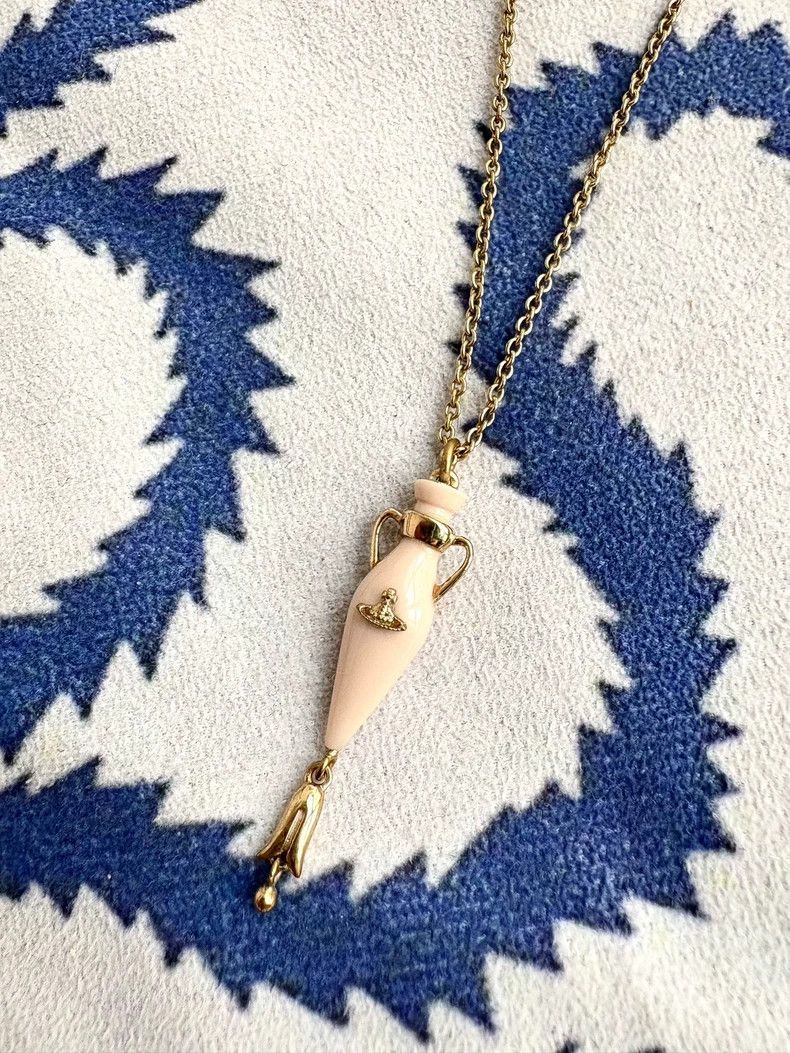 Vivienne Westwood Vivienne Westwood vintage lily of the valley vase necklace - dmc Size ONE SIZE - 1 Thumbnail