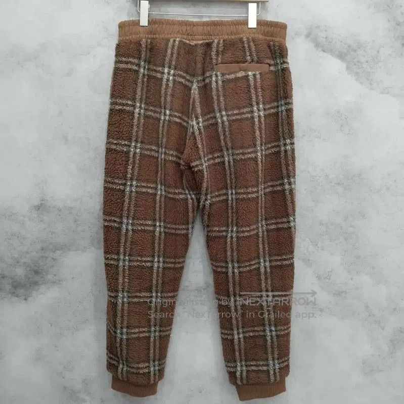 Burberry Burberry Brown Plaid Cotton Casual Pants. Size US 32 / EU 48 - 2 Thumbnail