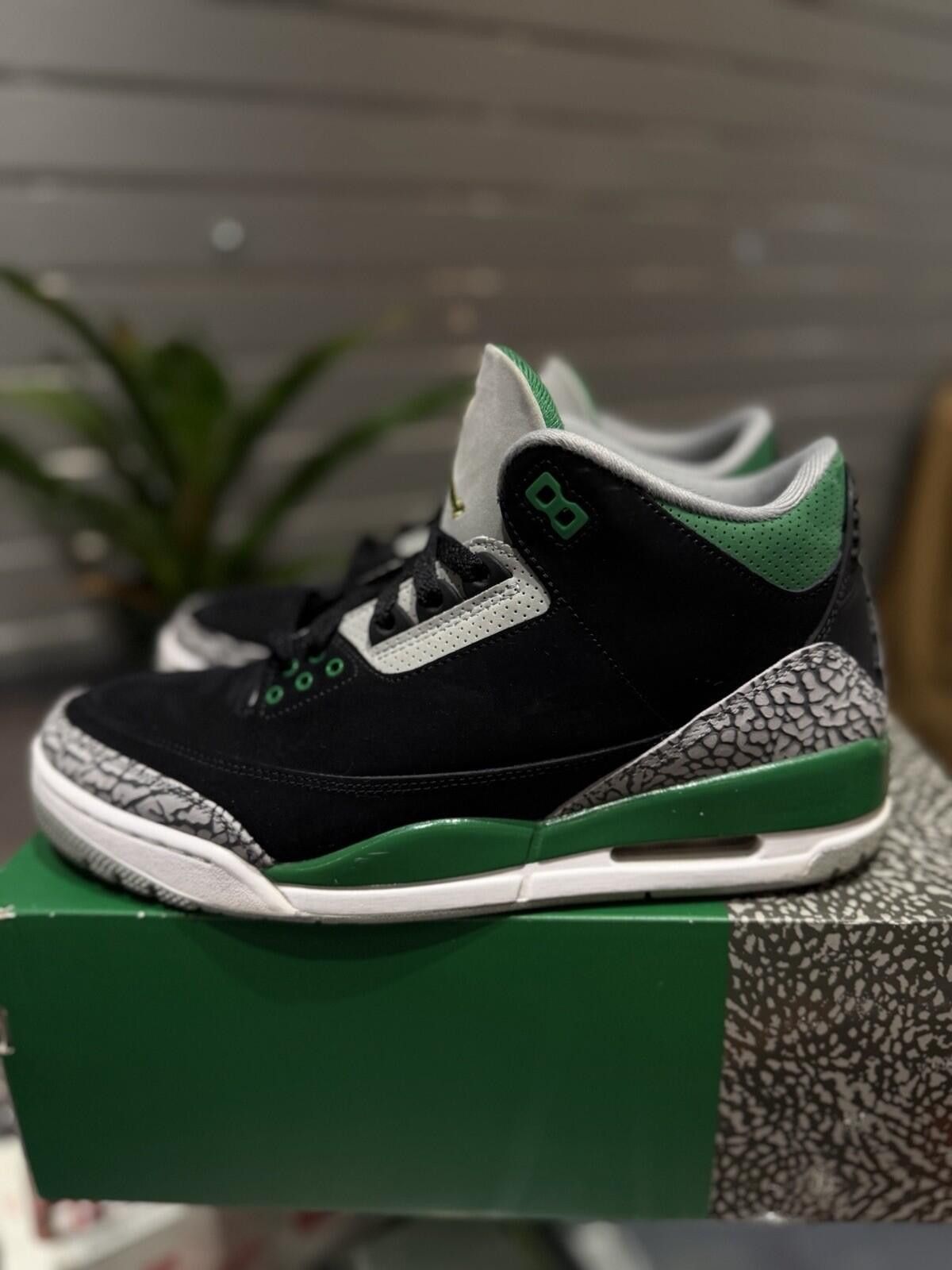 Jordan Brand Air Jordan 3 'Pine Green' Men's Size 10 Pre-owned Sneakers Size US 10 / EU 43 - 7 Thumbnail