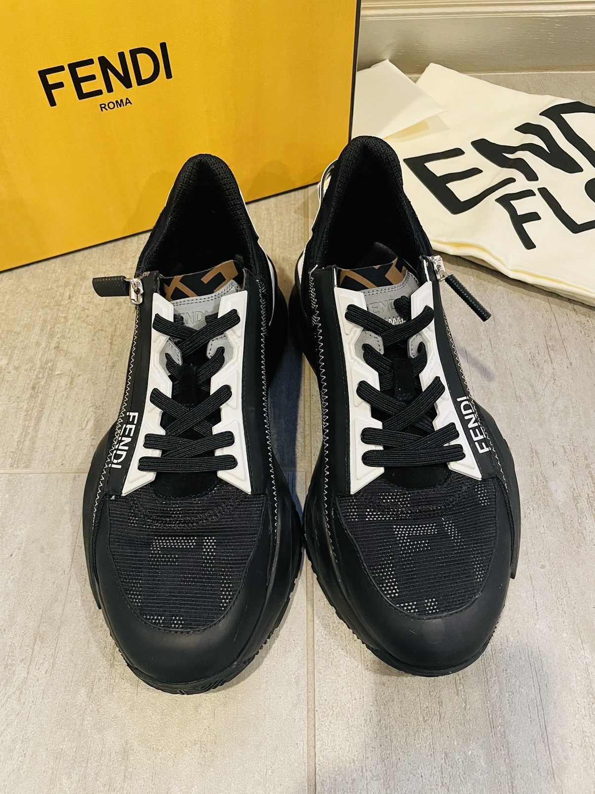 Fendi Fendi Flow Logo Low Top Sneaker Black Women Size US 9.5 / IT 39.5 - 3 Thumbnail