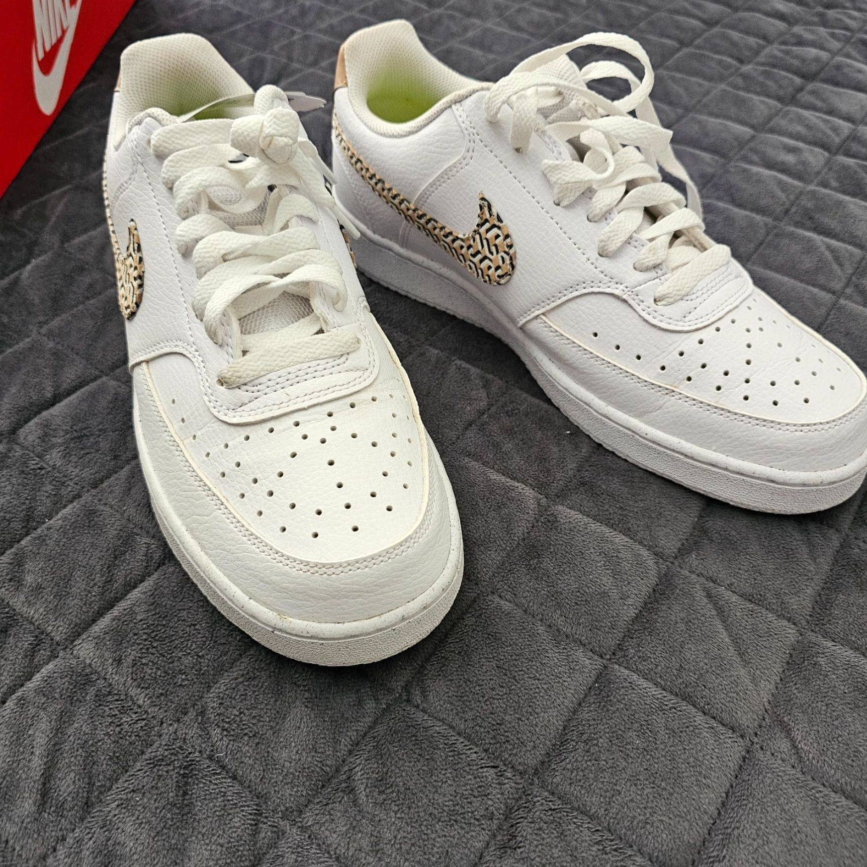 Nike Nike Court Vision LO Sneakers Womens Size 10 White Athletic Lace-Up Size US 10 / IT 40 - 5 Thumbnail