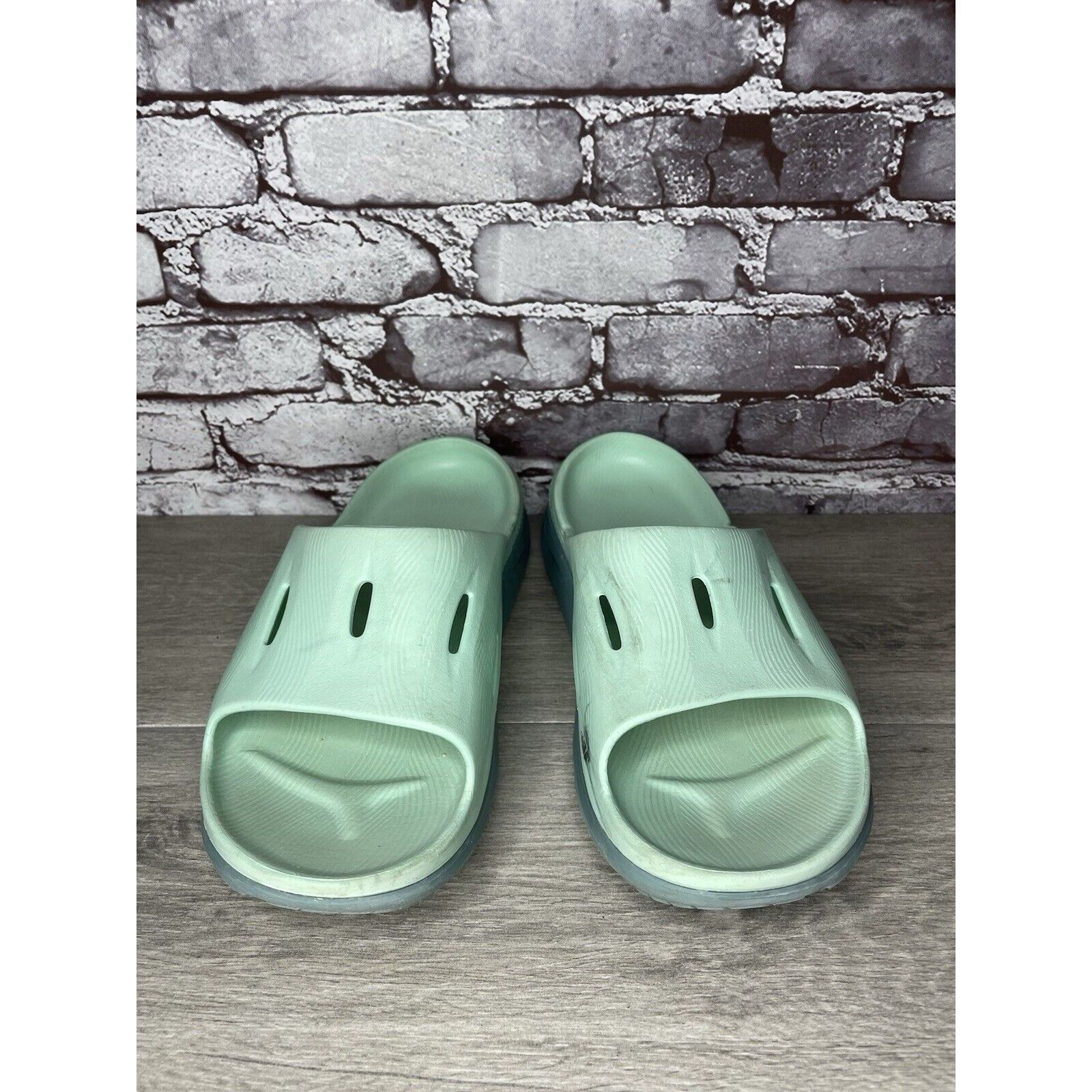 Hoka Hoka Ora Recovery Slides 3 Mist Green Trellis Slides Sandals Size US 12 / EU 45 - 2 Thumbnail