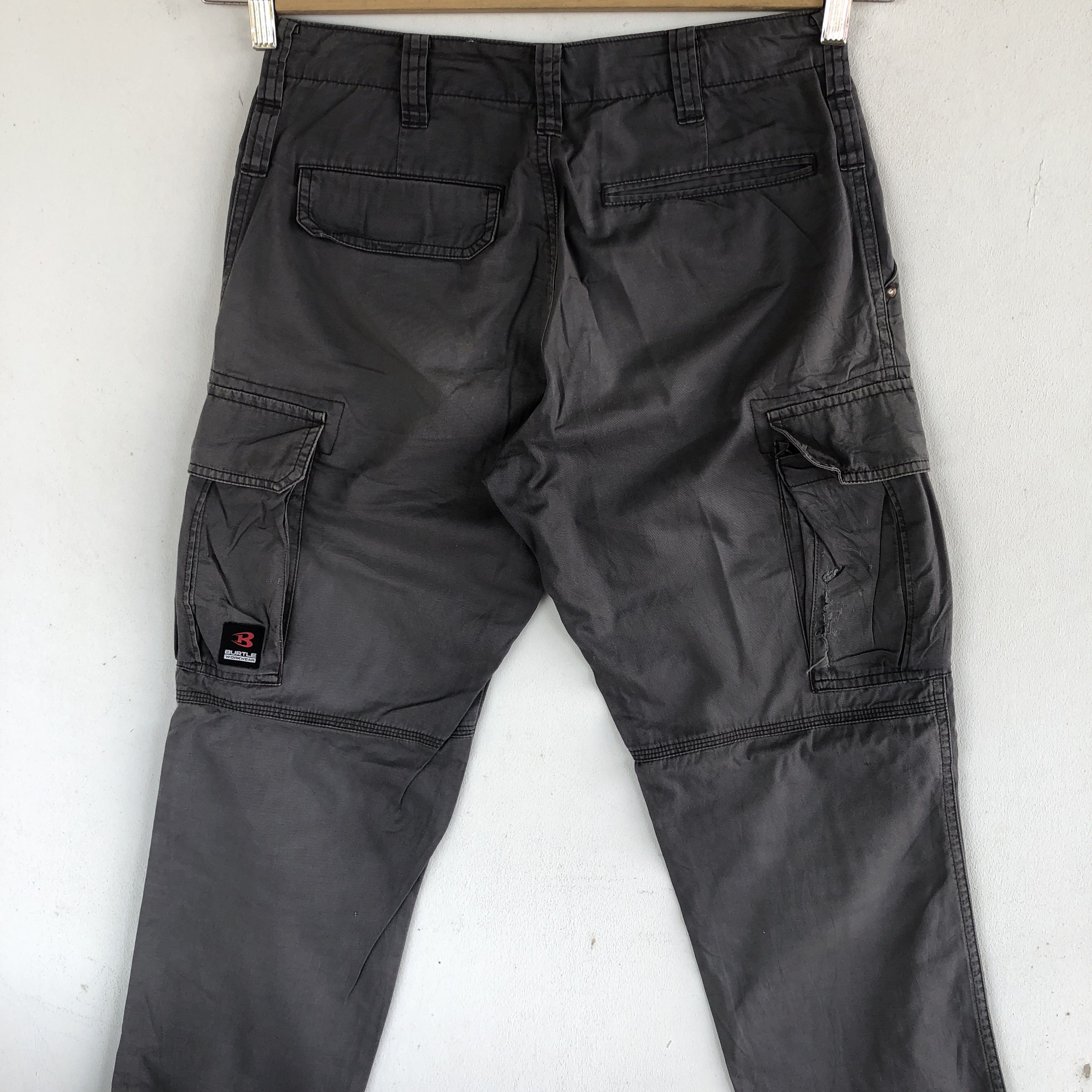 Japanese Brand Vintage Japanese Cargo Pants Multi Pocket Fatigue Trousers Size US 30 / EU 46 - 4 Thumbnail