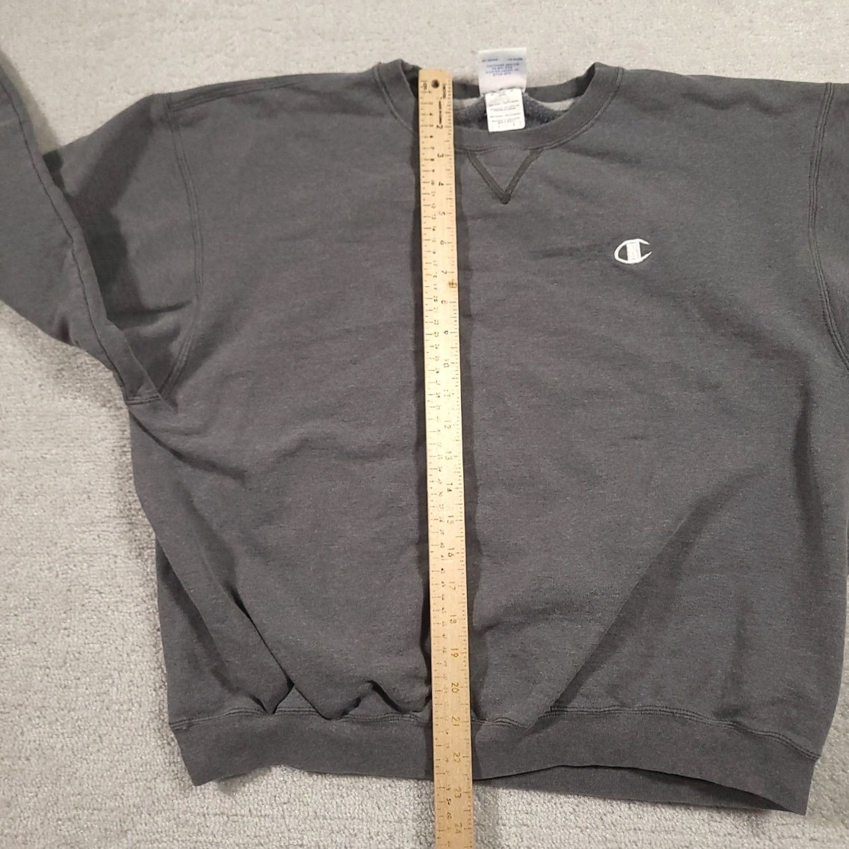 Champion VINTAGE Champion Sweatshirt Men's L Gray Fleece Crewneck 90s Shirt Pullover Mens Size US L / EU 52-54 / 3 - 5 Thumbnail