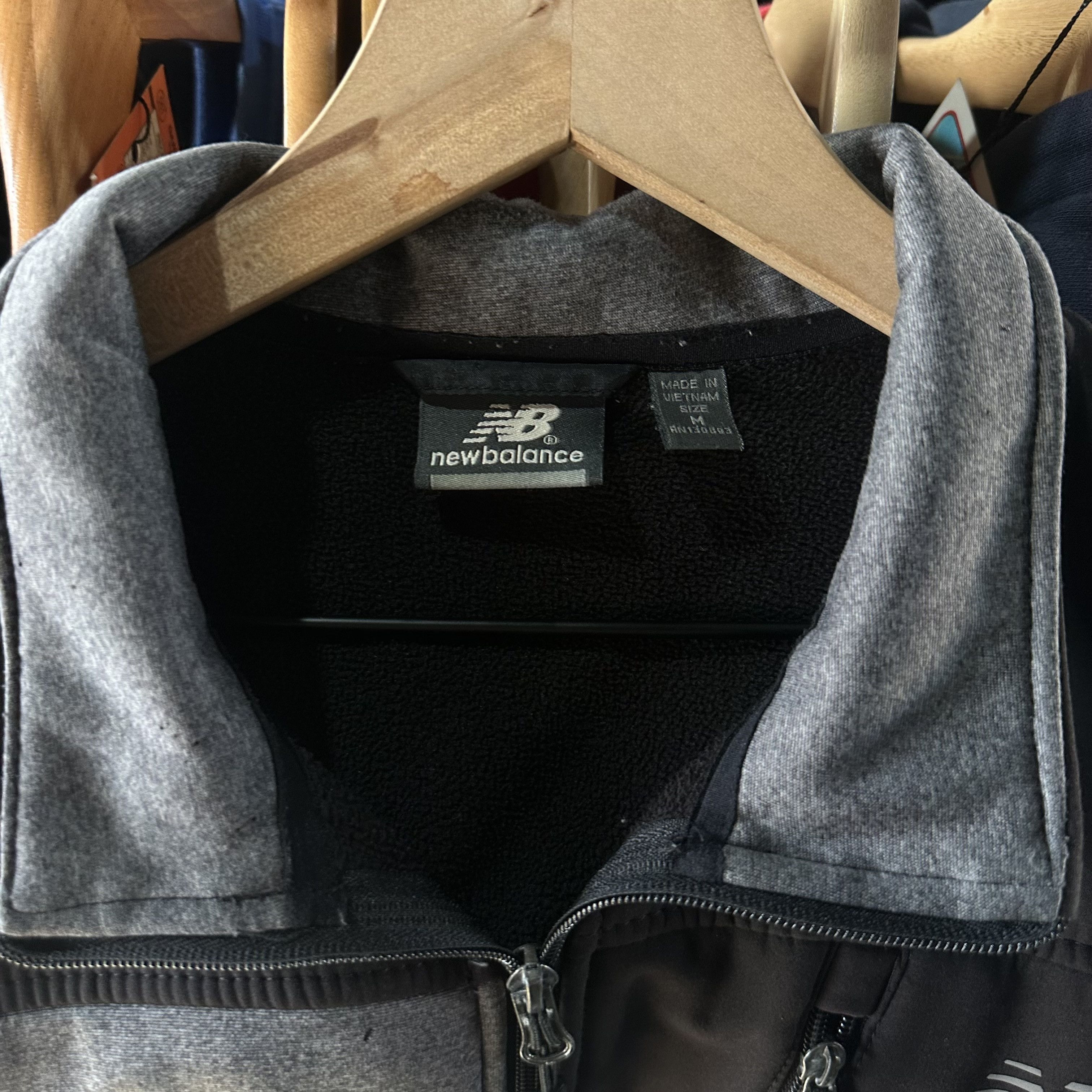 New Balance New Balance Fleece Jacket Mens Medium Gray Black Size US M / EU 48-50 / 2 - 7 Thumbnail