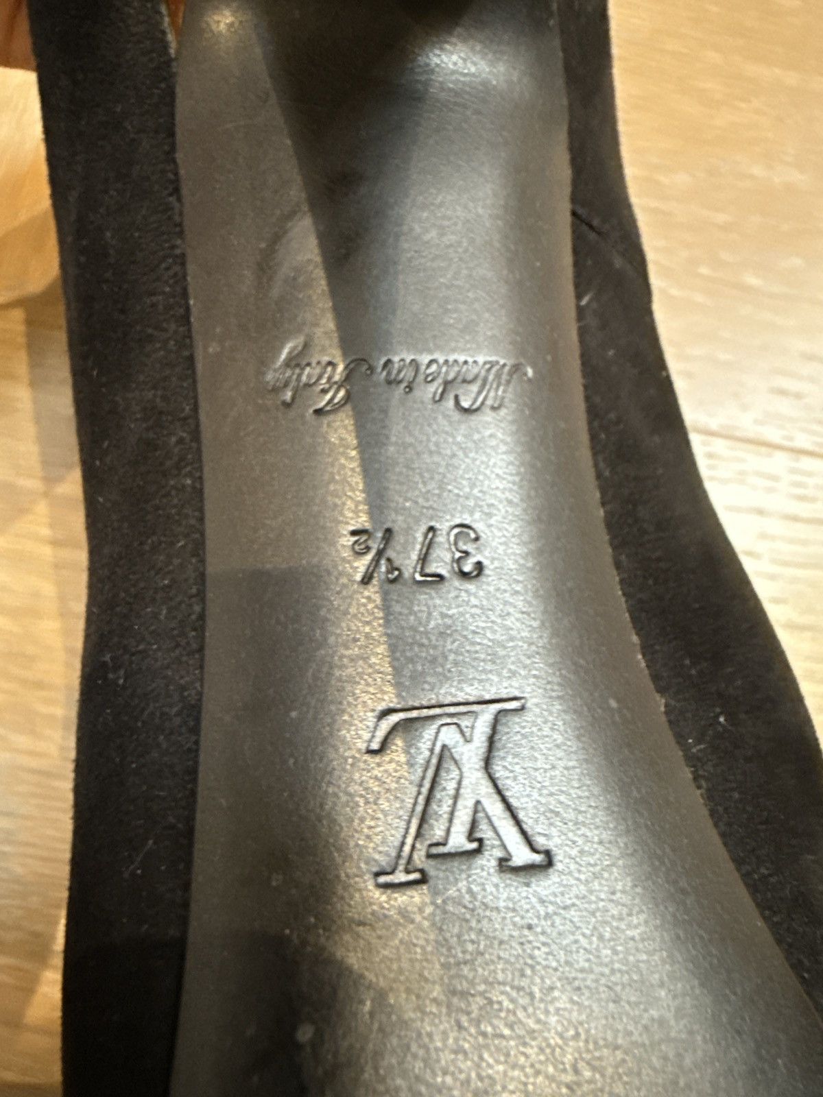 Louis Vuitton Louis vuitton hills Size US 7.5 / IT 37.5 - 4 Thumbnail