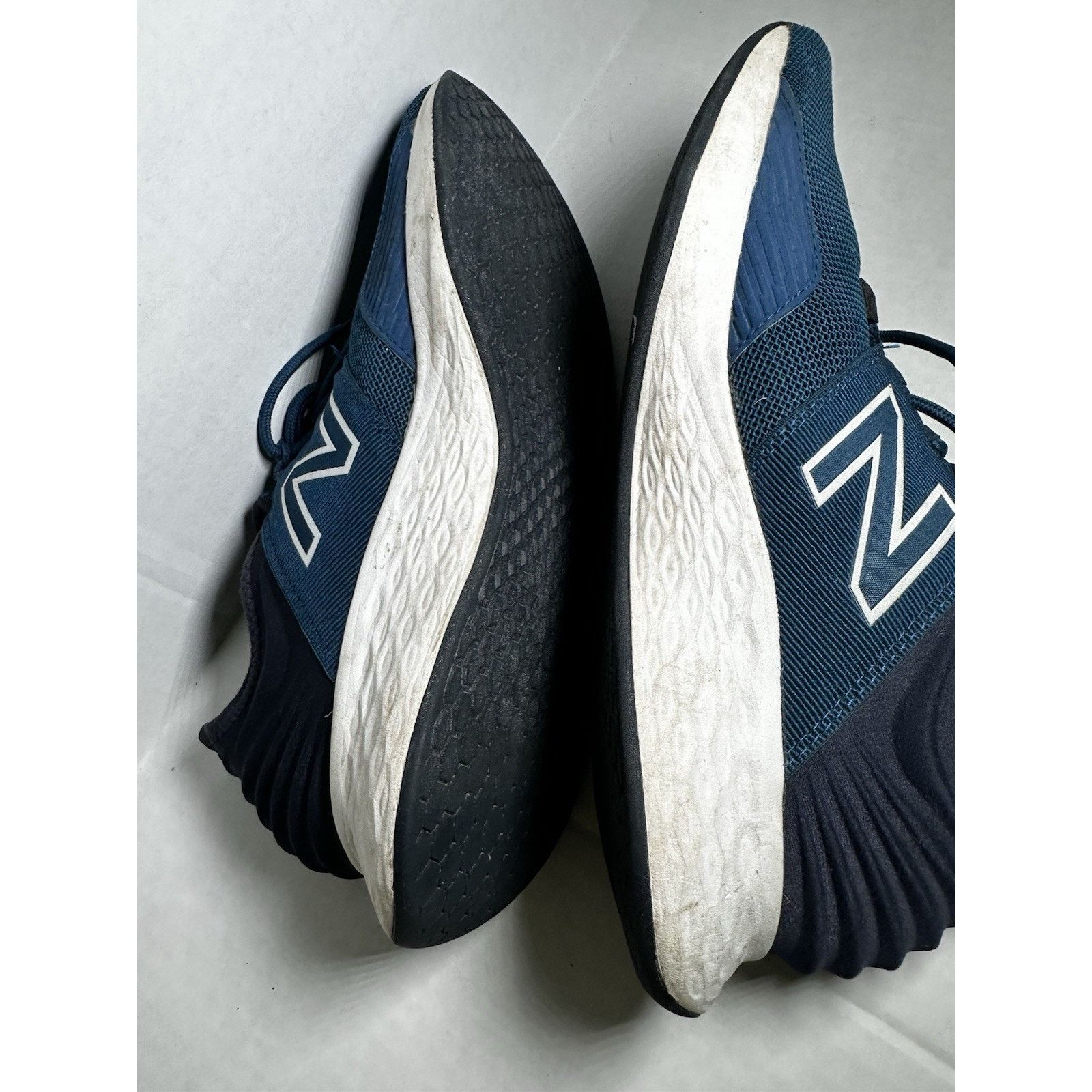 New Balance New Balance Roav MROAVCR Sz 9.5 Blue Running Shoe Sneaker Size US 9.5 / IT 39.5 - 11 Thumbnail