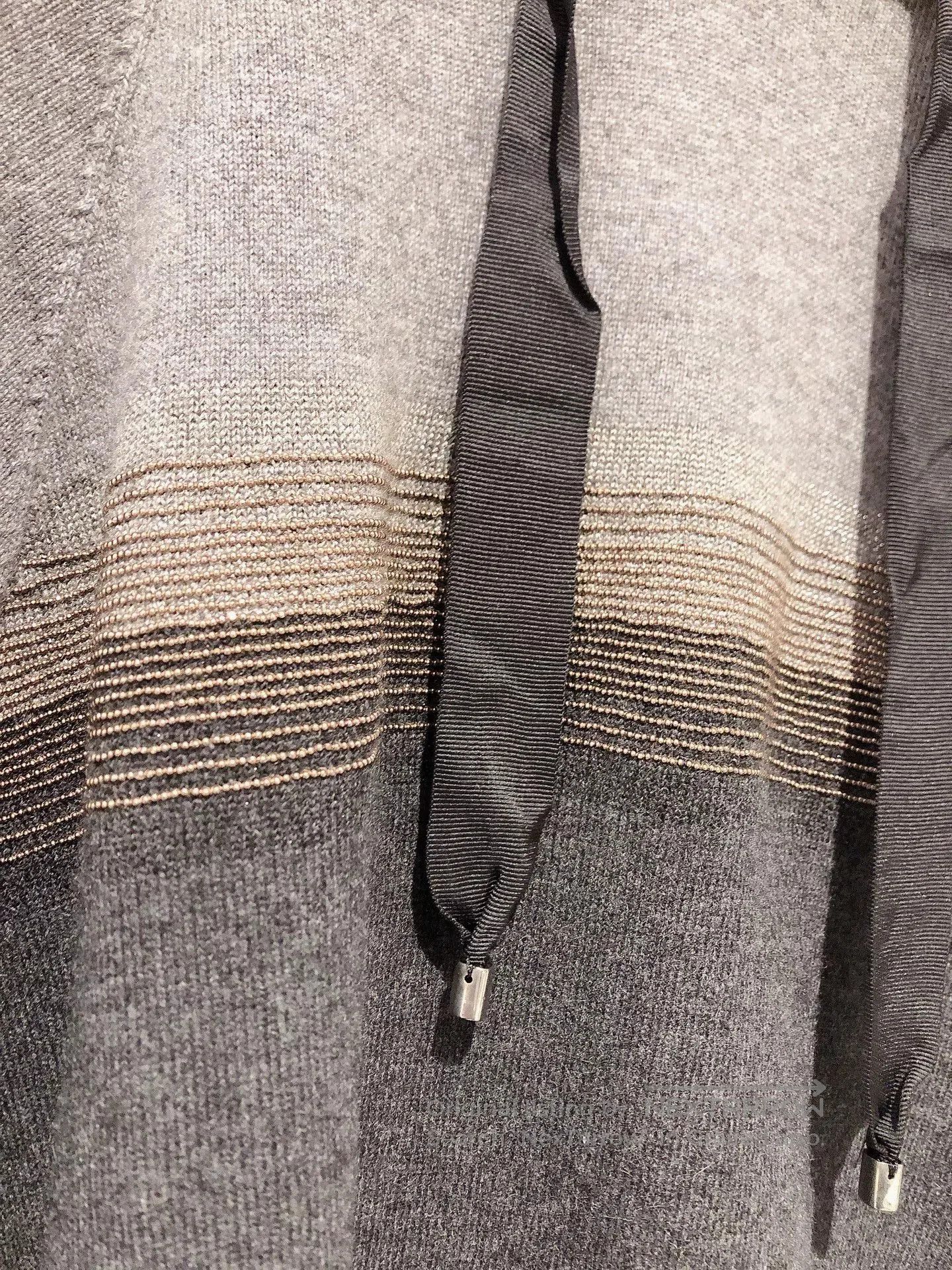 Brunello Cucinelli Brunello Cucinelli Gray Black Hooded Cashmere Sweater. Size US XXS / EU 40 - 3 Thumbnail