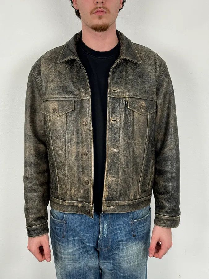 Levi's 1990s Levi’s Grey Eroded Leather Buttoned Trucker Jacket Size US M / EU 48-50 / 2 - 2 Thumbnail
