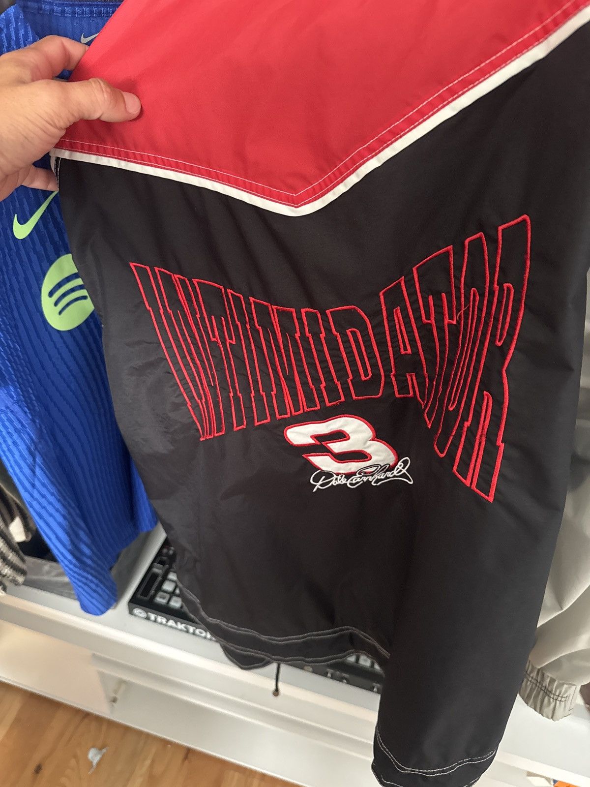 Nutmeg Vintage Nutmeg Mills Dale Earnhardt Sr NASCAR Windbreaker. L Size US L / EU 52-54 / 3 - 8 Thumbnail