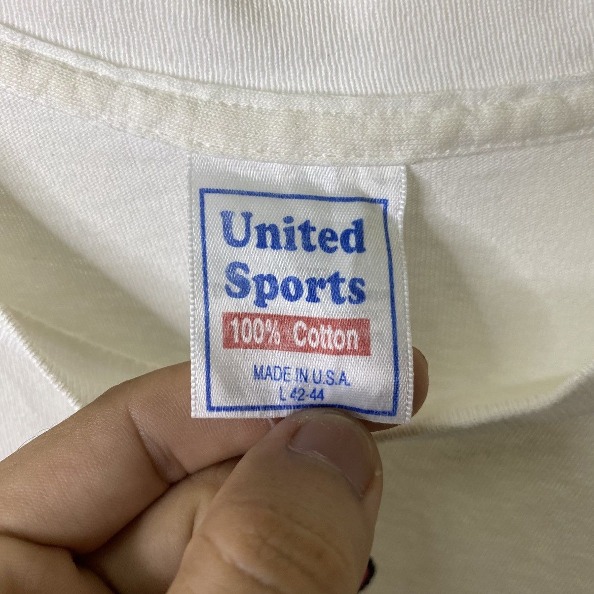 Vintage 1990s Art T Shirt Size US M / EU 48-50 / 2 - 4 Thumbnail