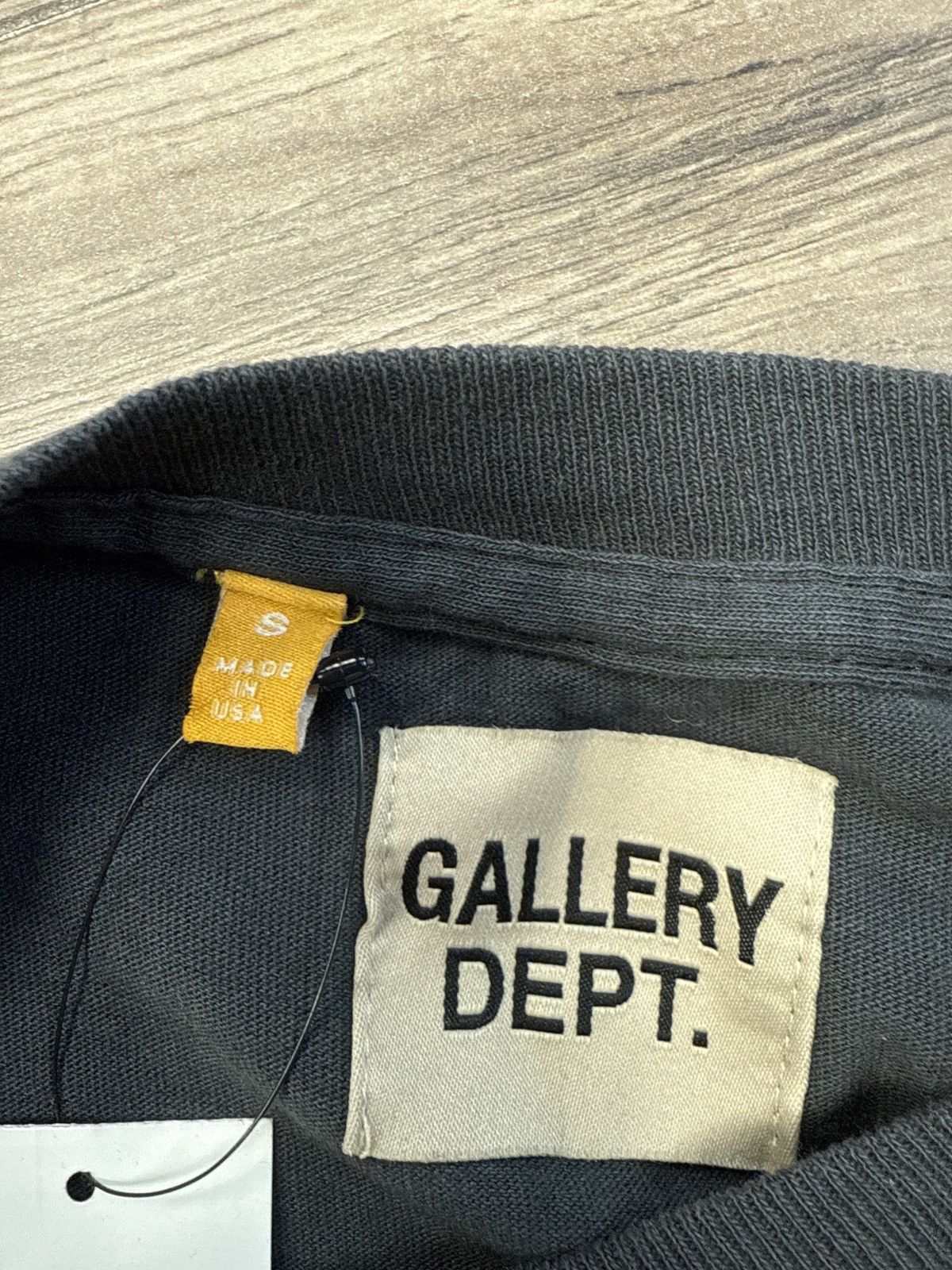 Gallery Dept. Gallery dept security l/s t shirt black yellow small Size US S / EU 44-46 / 1 - 5 Thumbnail