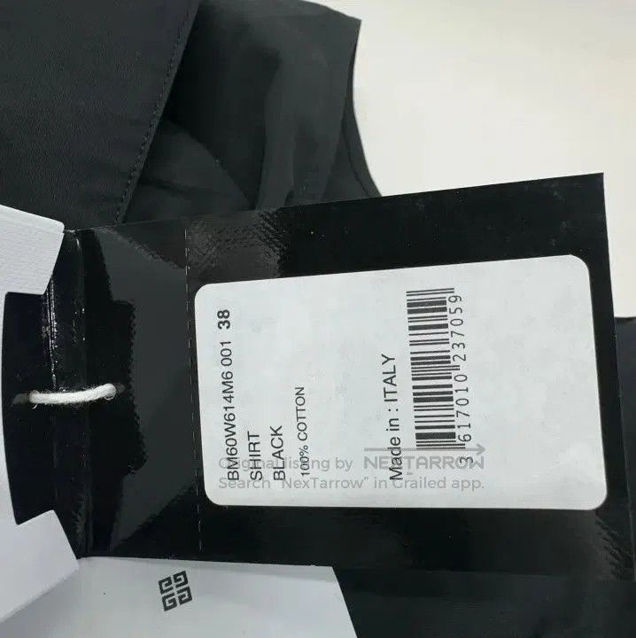Givenchy Givenchy SS23 Men's Solid Lapel Sleeveless Shirt. Size US XXS / EU 40 - 4 Thumbnail