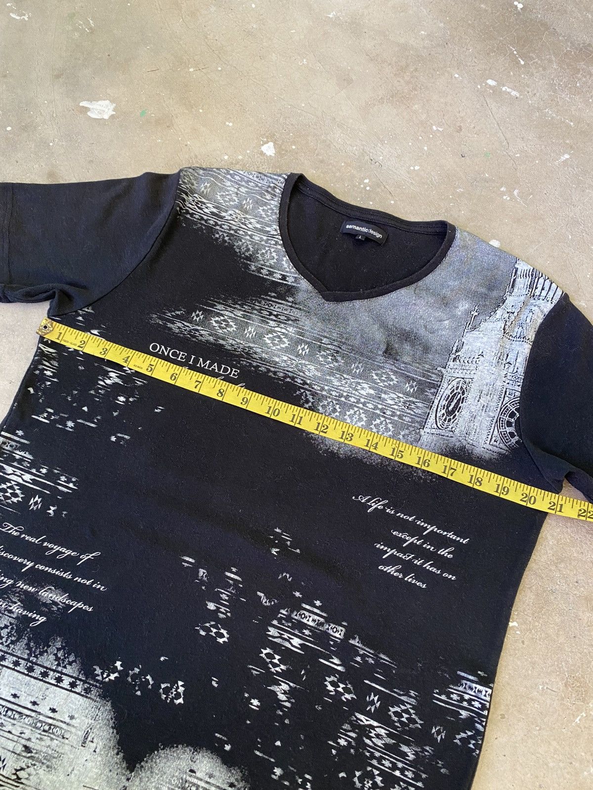 semanticdesign Semantic Design Abstract Graphic V Neck Tee Japan Size US M / EU 48-50 / 2 - 8 Thumbnail