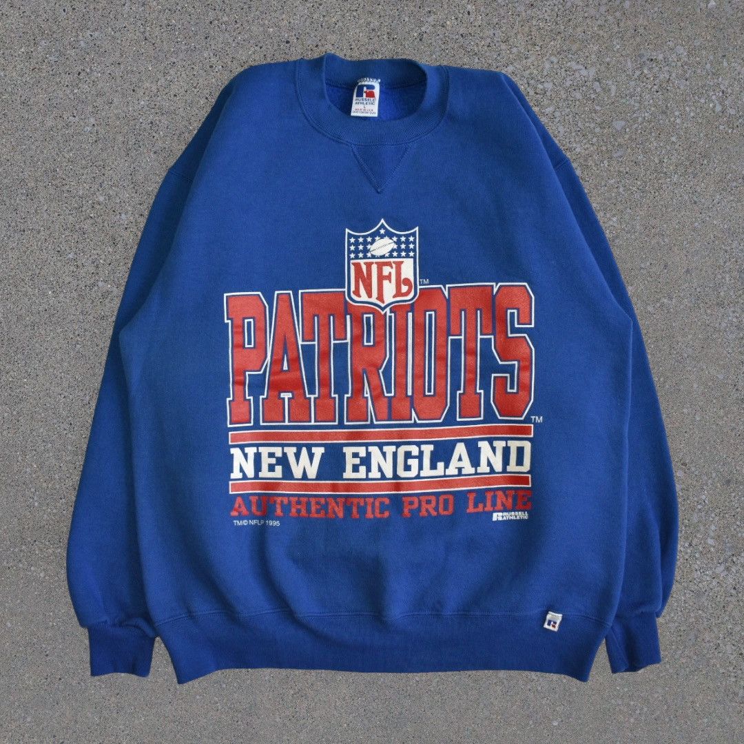 1995 Vintage New England Patriots Pullover Hoodie ( Size L ) !