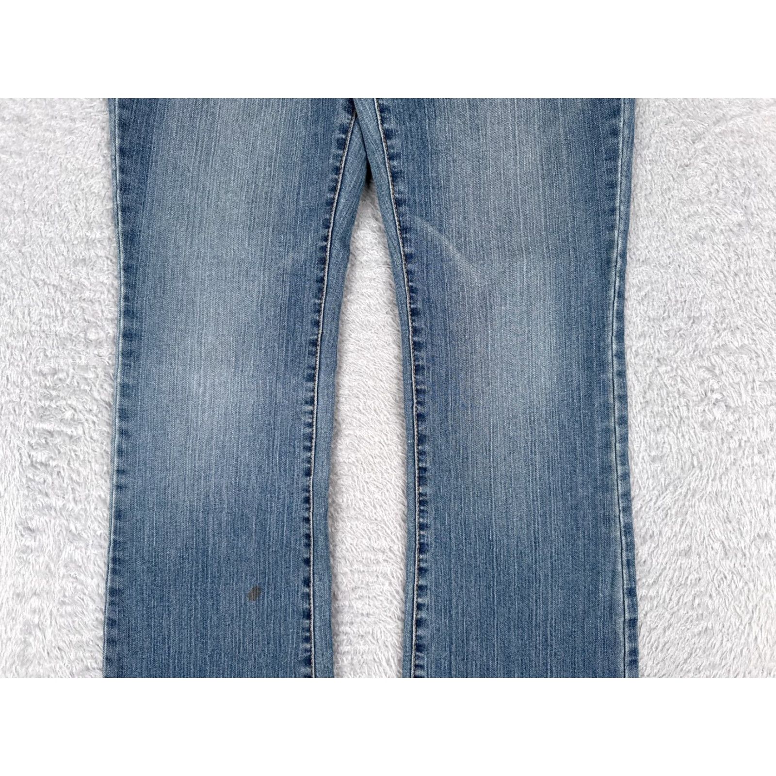 Old Navy Old Navy Women's Bootcut Jeans 6 Blue Denim Low Rise Stretch Comfort 31x31 Size 28" / US 6 / IT 42 - 4 Thumbnail
