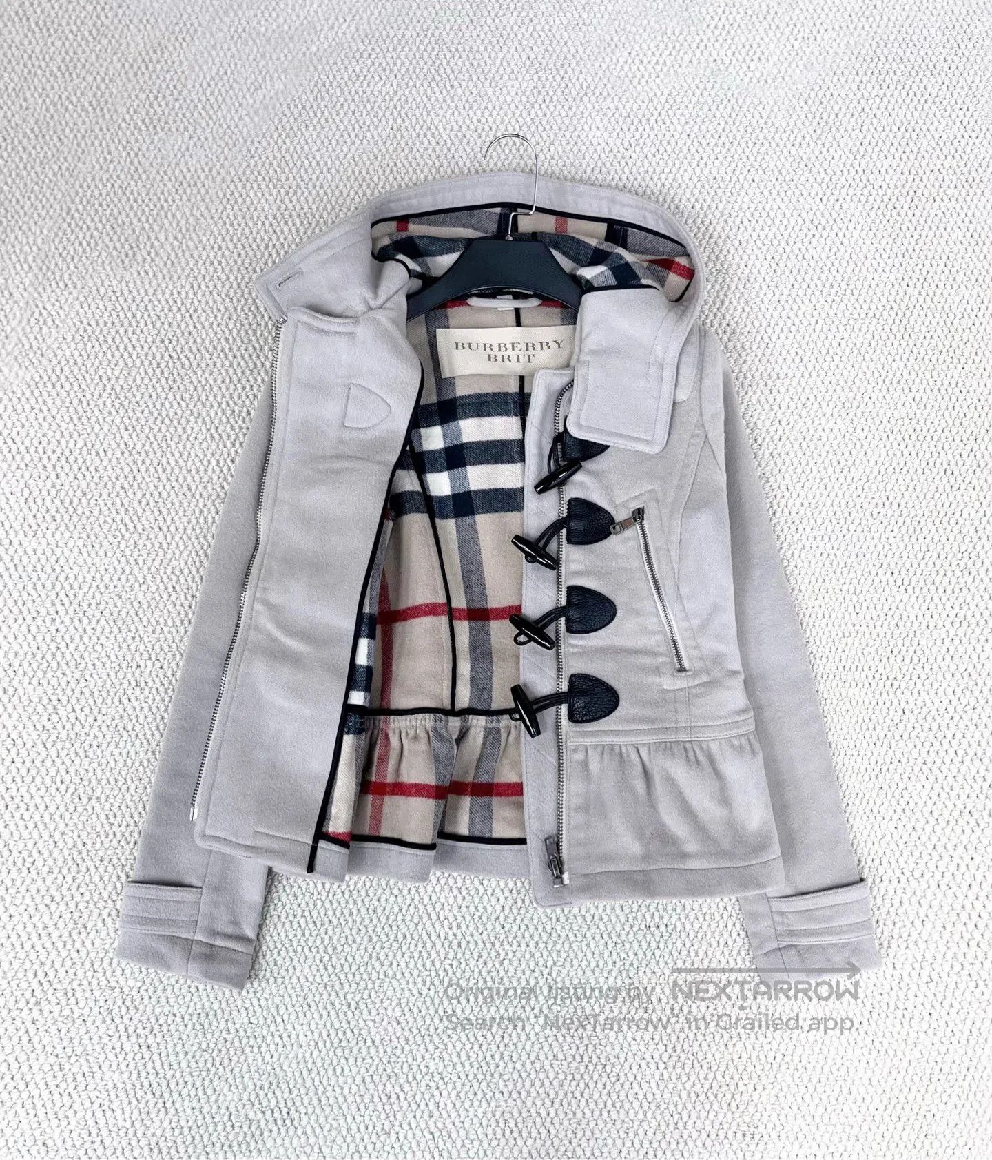Burberry Burberry Beige Horn Button Zipper Pocket Plaid Lined Hoode Size XS / US 0-2 / IT 36-38 - 5 Thumbnail