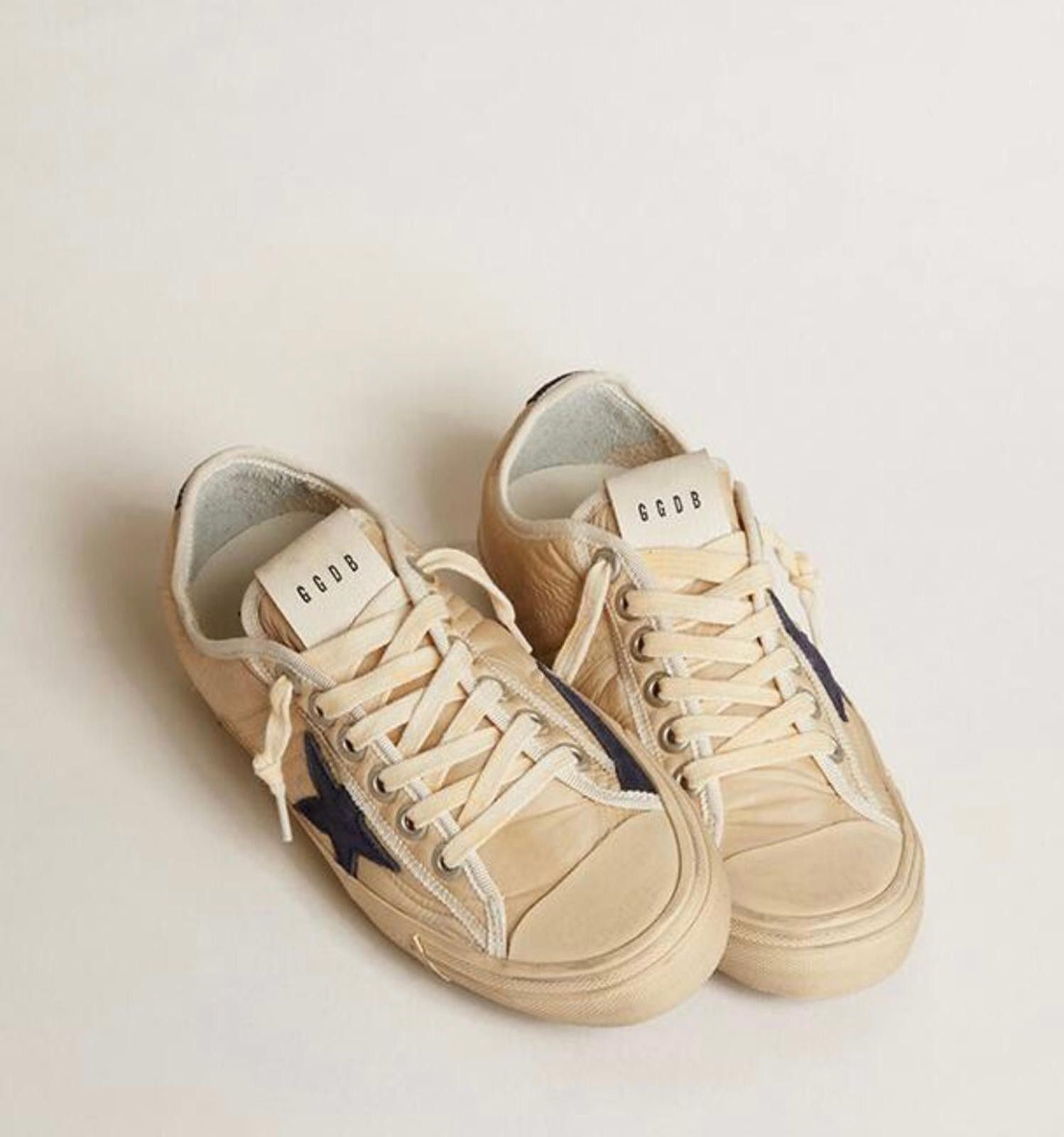 Golden Goose Golden Goose V Star 2 Sneakers Size US 8 / IT 38 - 2 Thumbnail