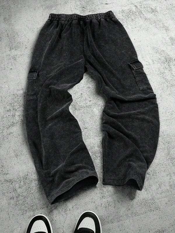 Japanese Brand Black Washed Cargo Sweatpants Size US 38 / EU 54 - 3 Thumbnail