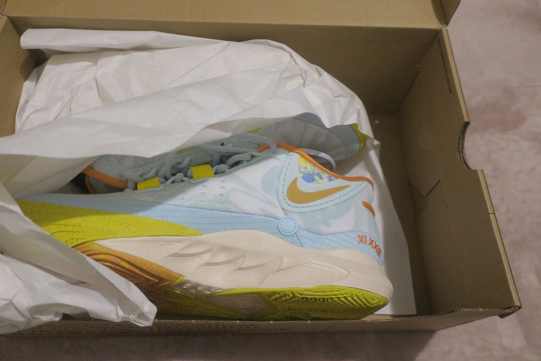Nike KYRIE 8 EAGLE GLACIER BLUE MEN'S SIZE 12 DJ6017-400 Size US 12 / EU 45 - 3 Thumbnail